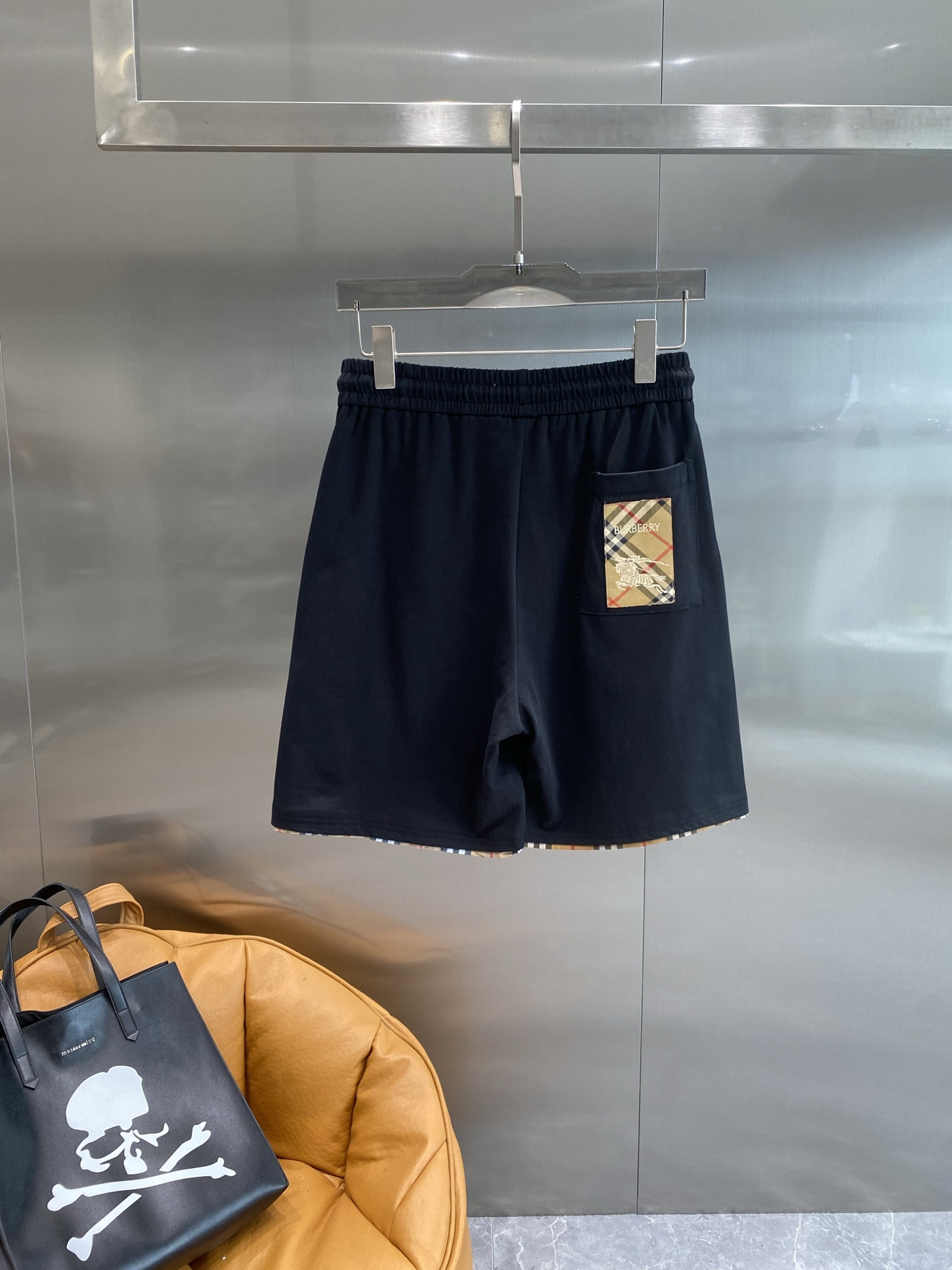 202The New Peaks: High-End Tailor-Made Fashion for Spring/Summer 2025 - 图片 9