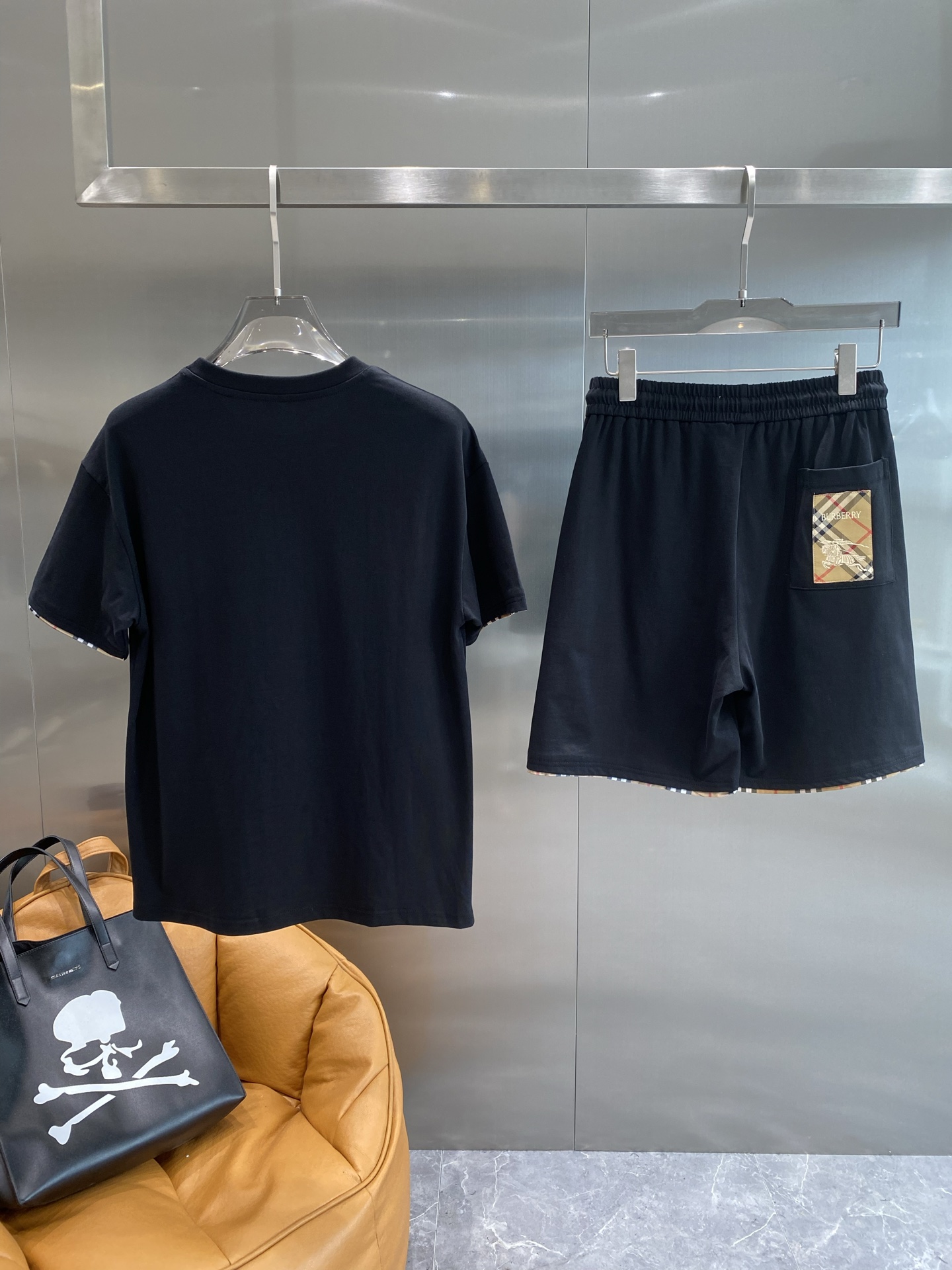 202The New Peaks: High-End Tailor-Made Fashion for Spring/Summer 2025 - 图片 2
