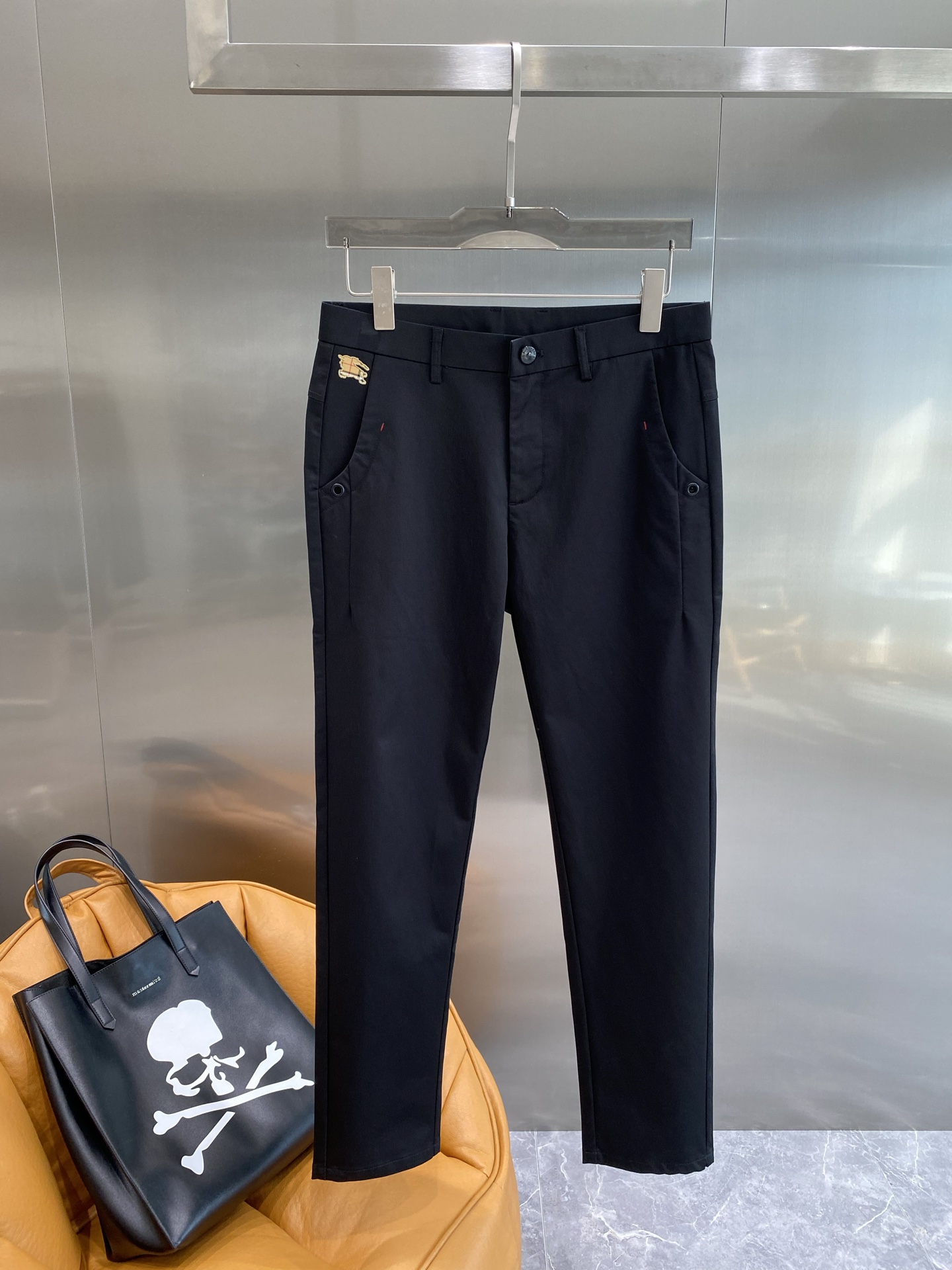 “New Peaks: 205 Shorts, Trophies Design, Fabric Customization, Imported Customers, Exemption” - 图片 2
