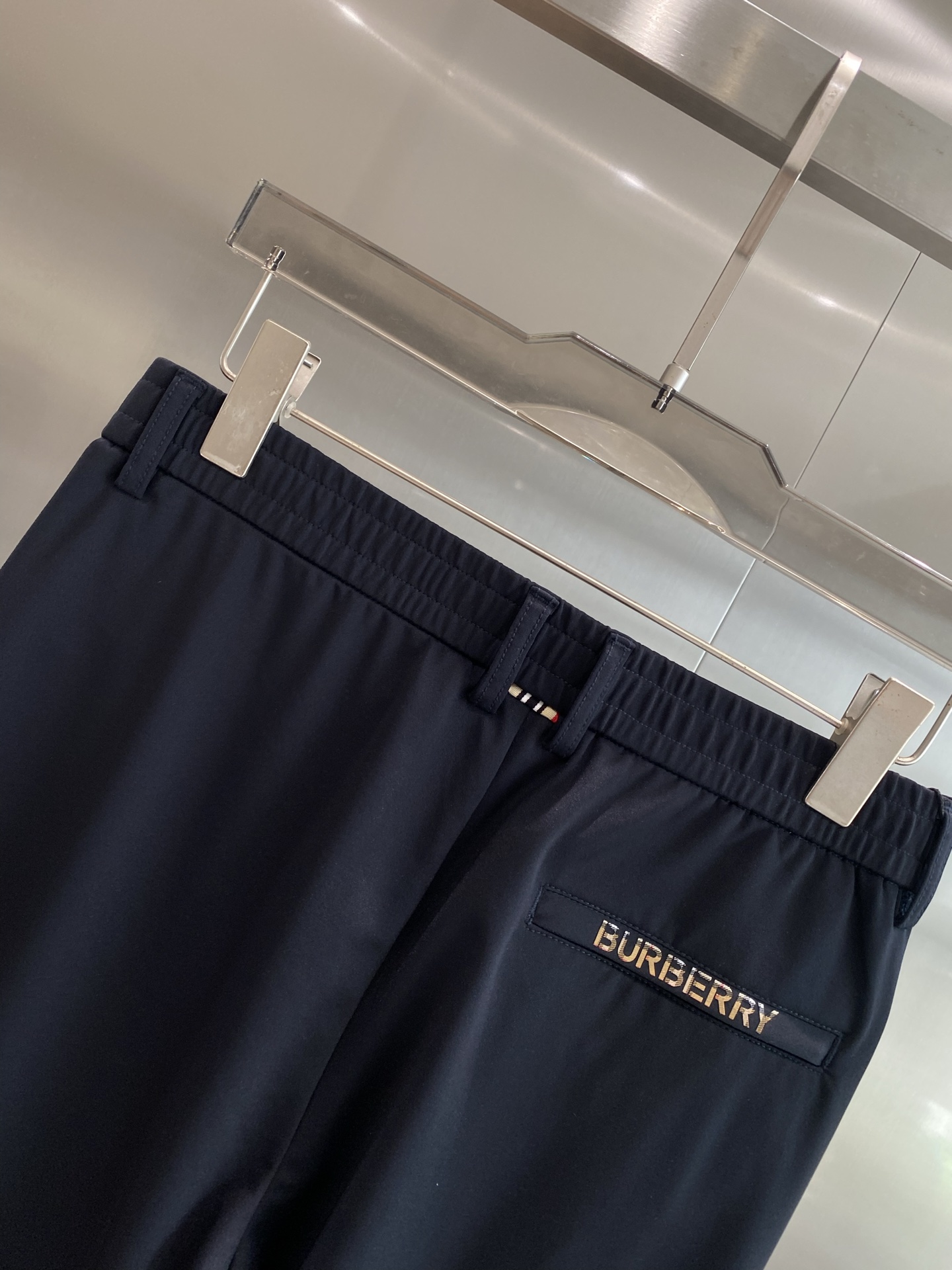 “MIT Leisure Pants: Spring 2025 Summer Edition with Custom Fabric and Stylish Comfort” - 图片 9