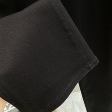 《𝙉𝙚𝙬🖤❤️蒙家》 26ss秋季牛仔 超级有范儿的一款牛仔裤,定制原版水洗牛仔面料,独特设计,顶级工艺字母图案logo 《𝙉𝙚𝙬🖤❤️蒙家》 26ss秋季牛仔 超级有范儿的一款牛仔裤,定制原版水洗牛仔面料,独特设计,顶级工艺字母图案logo
