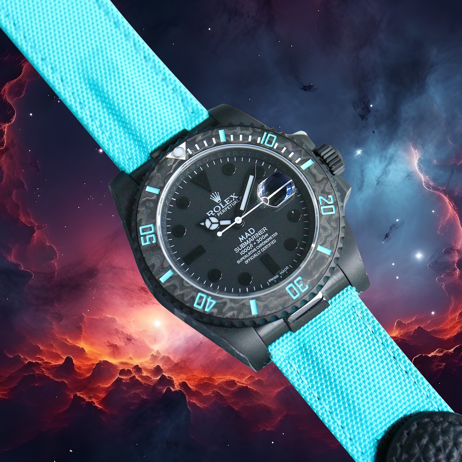 🔥最新升级BLAKEN新品定制款SUB水鬼，完美呈现！
1：升级更便捷-更百搭的魔术贴表带！通用大小手腕/男士女士均适合佩戴！
2：特别定制碳纤维圈口,多颜色搭配可以选！BLAKEN赋予水鬼不一样的风格，体现全新的视觉和触觉体验！
3：经过无数次的修改，终于呈现出刻字立体，且条丁外有外影的对版本完美圈口，温润如玉的超强夜光珠！
4：整表均采用904L精钢，特别进行了表壳黑化处理，质感同正品一致
5：搭载全新的3135机芯，质量稳定，每个机芯都经过严格检测，返修率低！
BLAKEN做工完美，几乎到了极致，欢迎品鉴！
