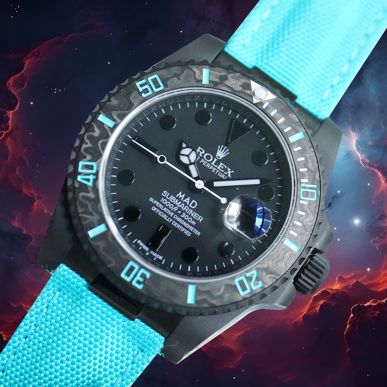 🔥最新升级BLAKEN新品定制款SUB水鬼，完美呈现！
1：升级更便捷-更百搭的魔术贴表带！通用大小手腕/男士女士均适合佩戴！
2：特别定制碳纤维圈口,多颜色搭配可以选！BLAKEN赋予水鬼不一样的风格，体现全新的视觉和触觉体验！
3：经过无数次的修改，终于呈现出刻字立体，且条丁外有外影的对版本完美圈口，温润如玉的超强夜光珠！
4：整表均采用904L精钢，特别进行了表壳黑化处理，质感同正品一致
5：搭载全新的3135机芯，质量稳定，每个机芯都经过严格检测，返修率低！
BLAKEN做工完美，几乎到了极致，欢迎品鉴！
