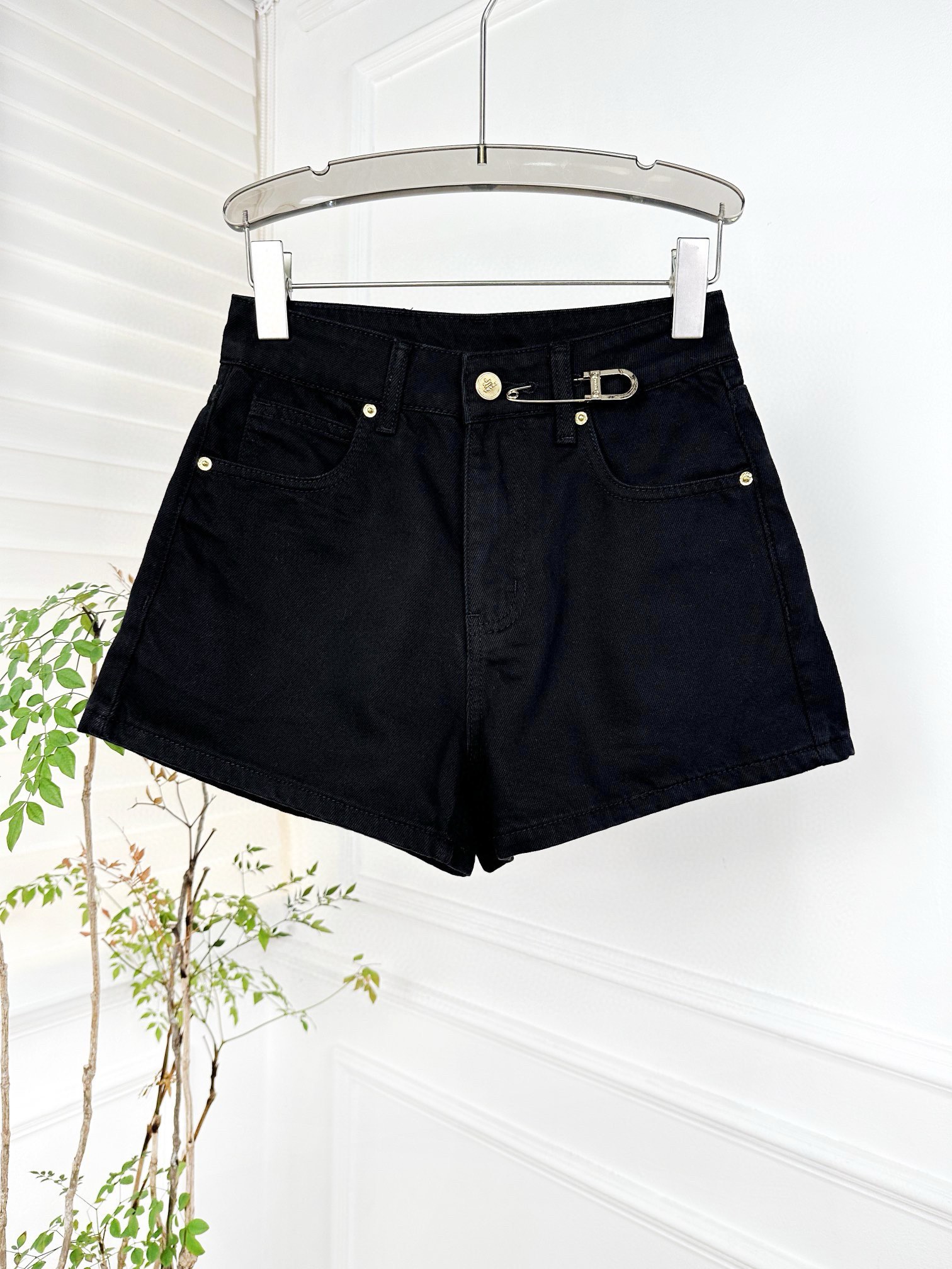 Prada Vêtements Jeans Culottes & Pantalons Shorts Noir Blanc Tissu de coton bleu Collection printemps – été Peu importe