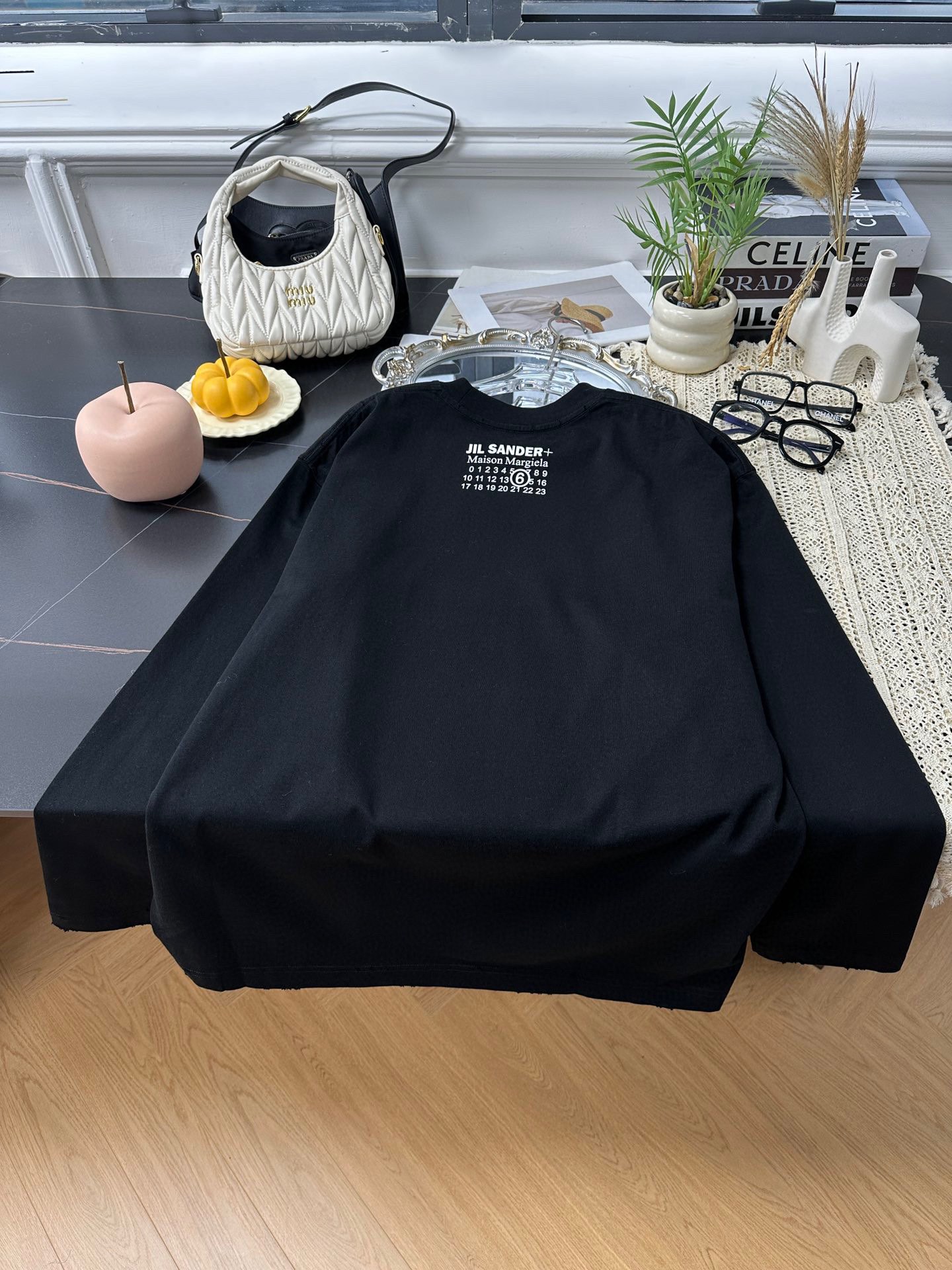 High-Quality Female Suit with Exclusive Design for Early Autumn Fashionistas - 图片 7