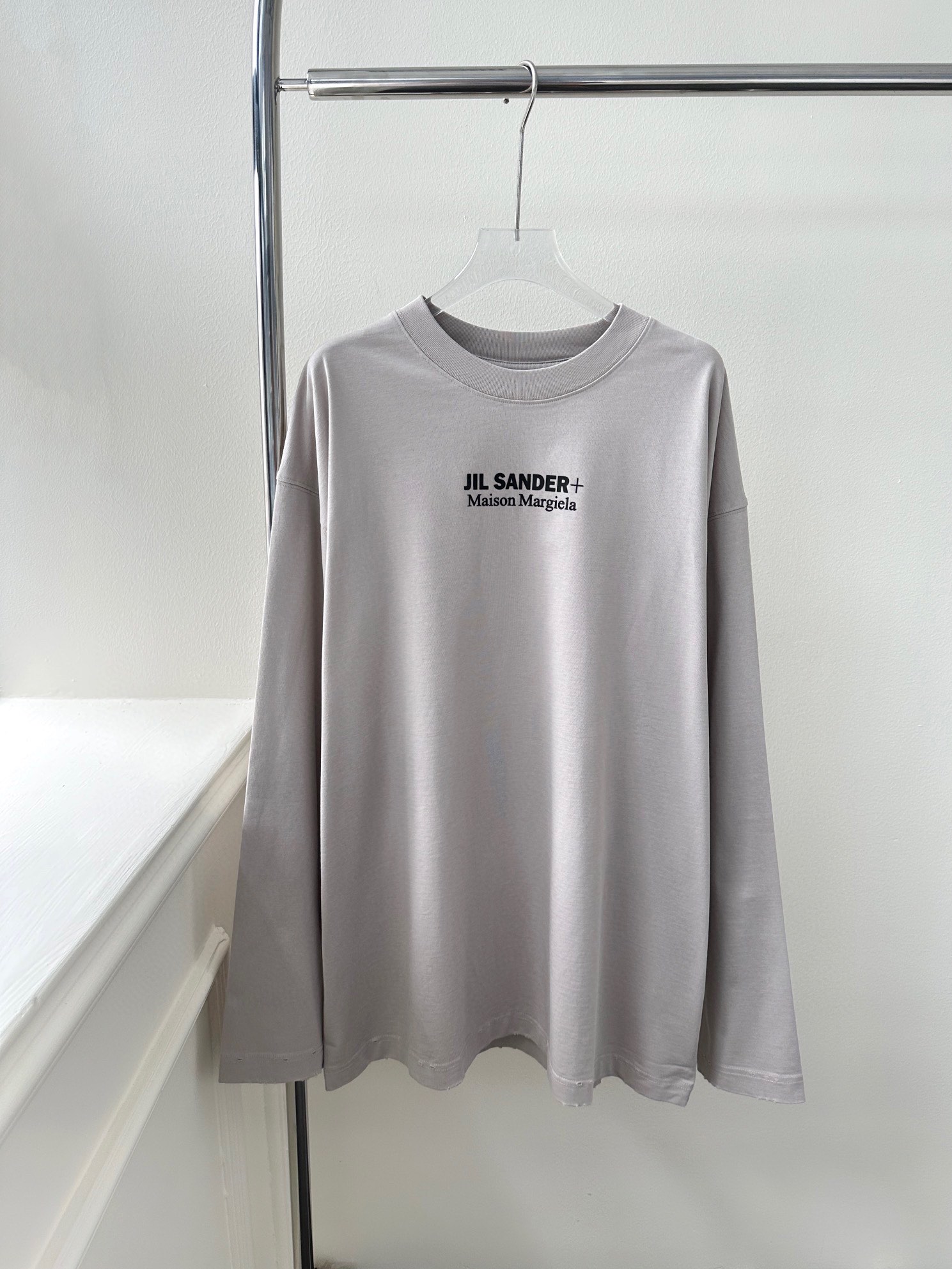 High-End Quality Female Suit with Exclusive Logo Letter Design for Early Autumn Fashion - 图片 1