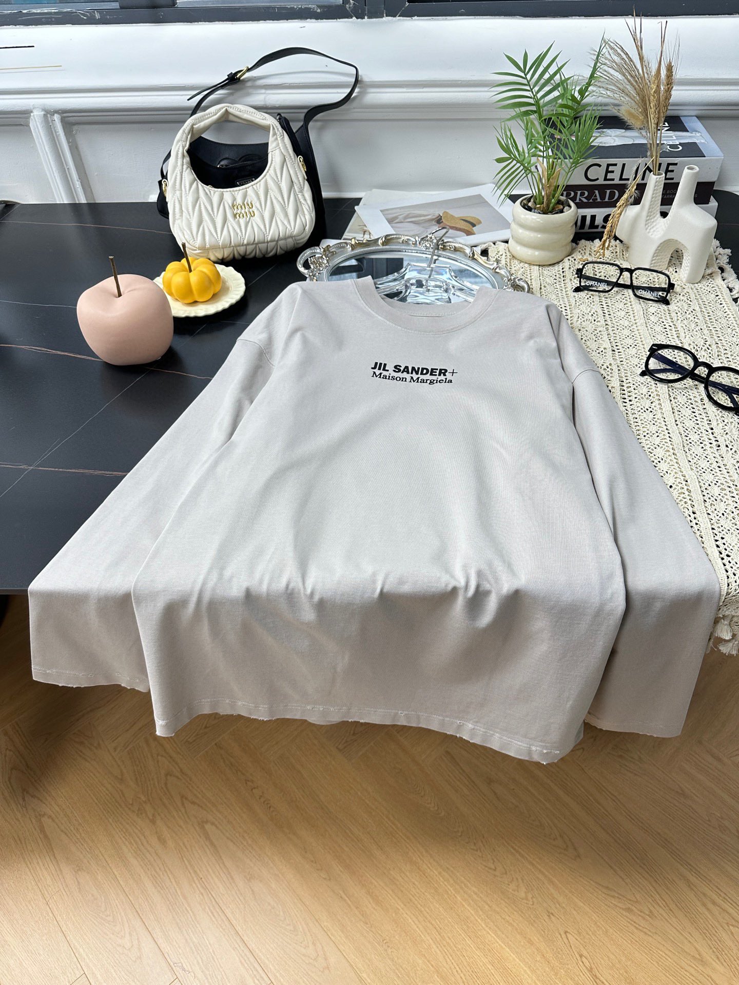 High-End Quality Female Suit with Exclusive Logo Letter Design for Early Autumn Fashion - 图片 2