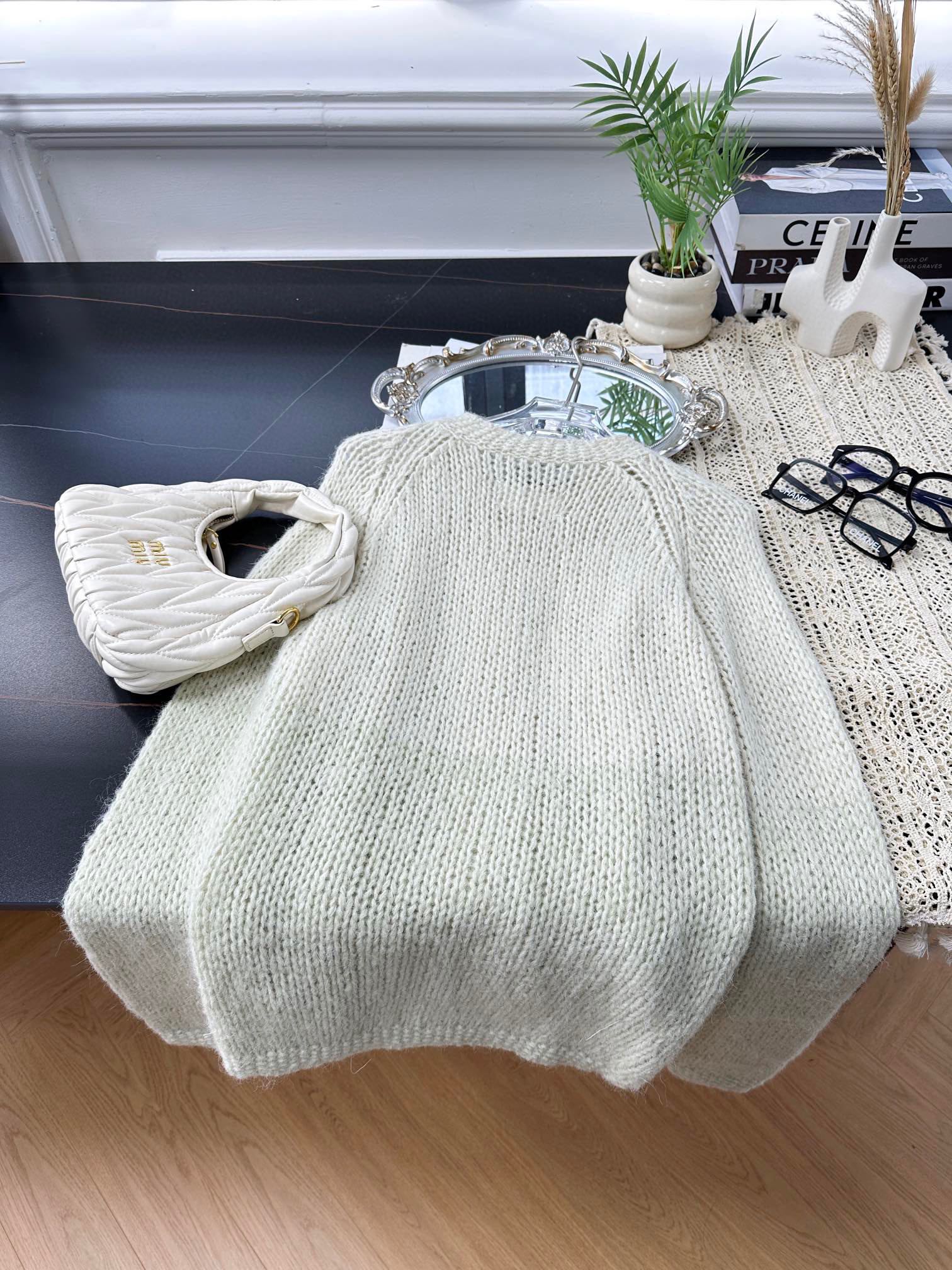 High-End Women’s Suit: 24 SS Early Autumn Collection with Tweed and Cufflink - 图片 6