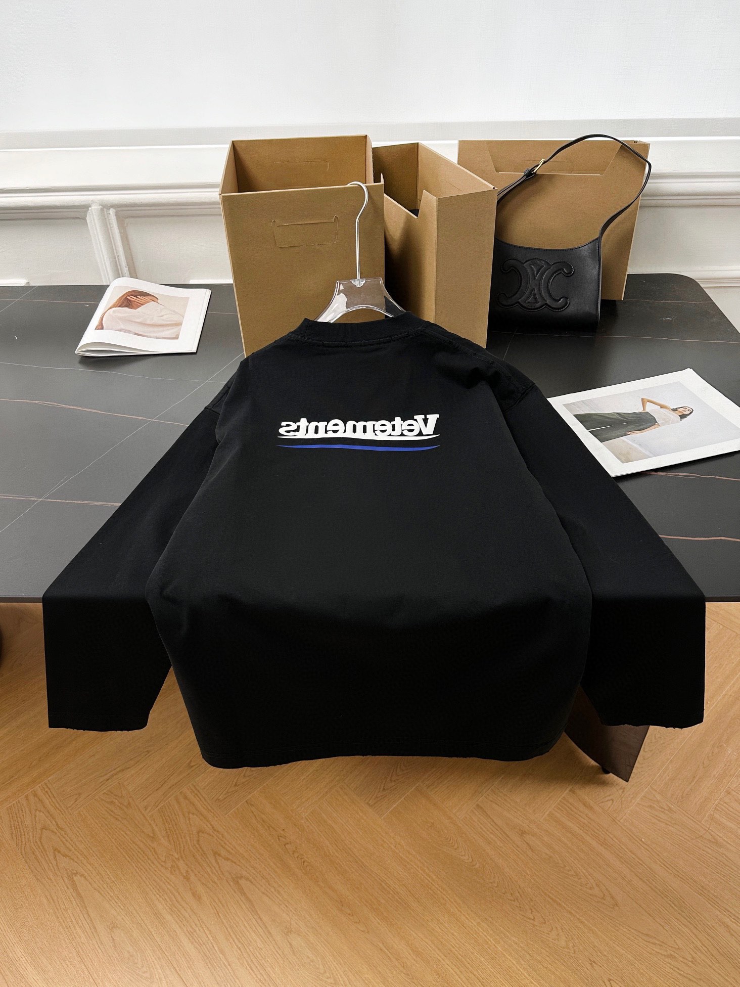 High Quality Women’s Clothes: Long-Sleeve T-shirt with Exclusive Logo Letters, Loose Fit, High-Quality Fabric - 图片 7