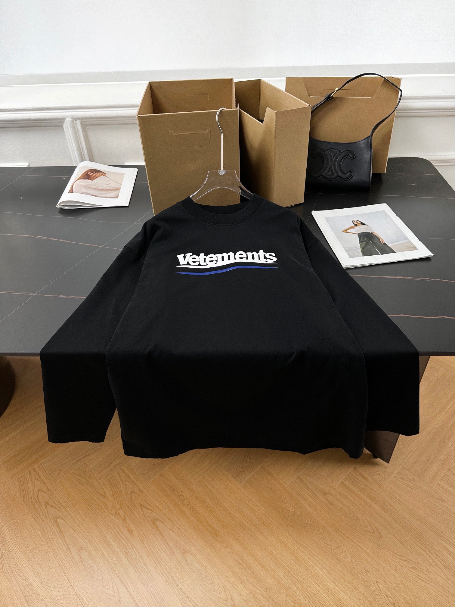 High Quality Women’s Clothes: Long-Sleeve T-shirt with Exclusive Logo Letters, Loose Fit, High-Quality Fabric - 图片 2