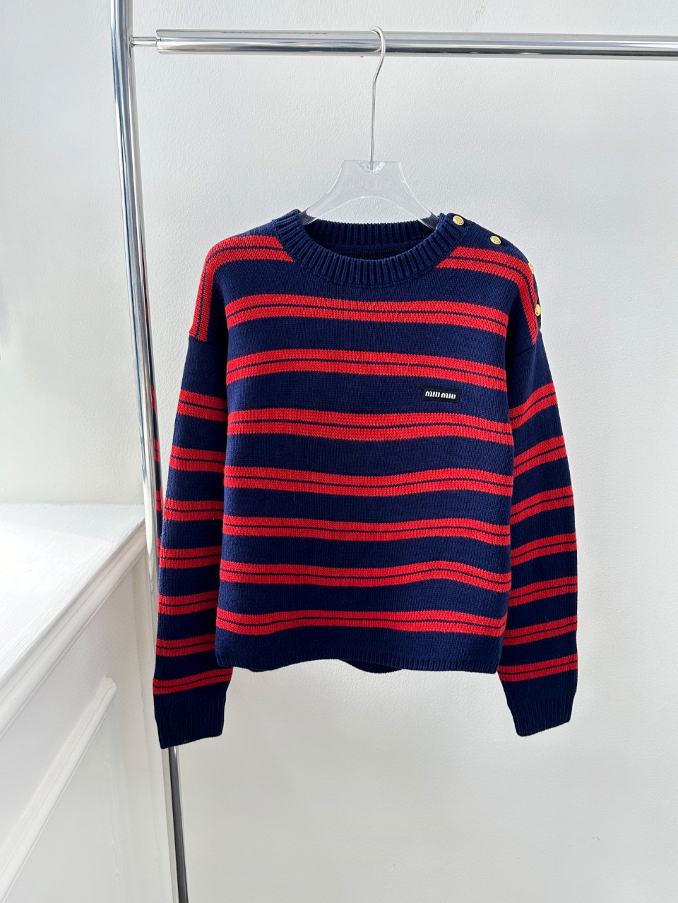 Chanel Vêtements Sweatshirts Bleu profond Rouge Tricot Série automne Vintage