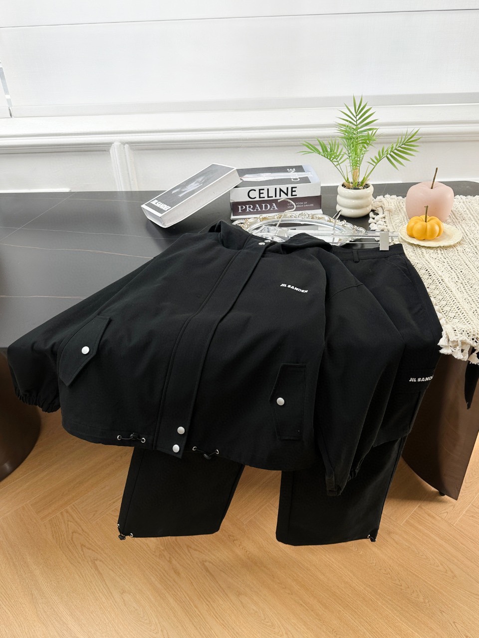 “High-End Women’s Autumn Jackets: Warm, Stylish, and Functional” - 图片 4