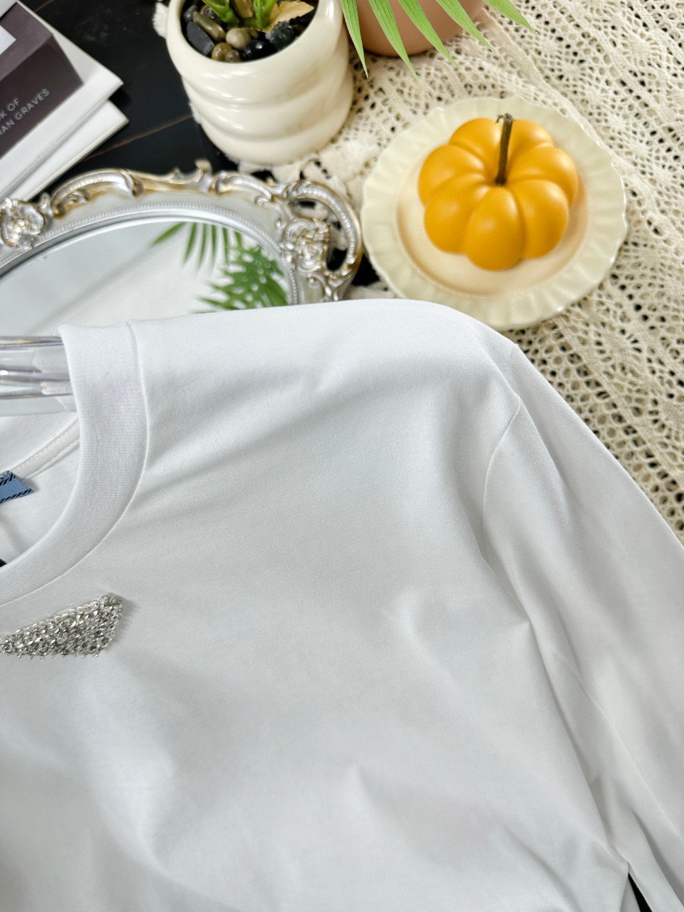 “High Quality Women’s Clothes: Triangular Rigo Long Sleeve T-shirt in Cotton Fabric” - 图片 7