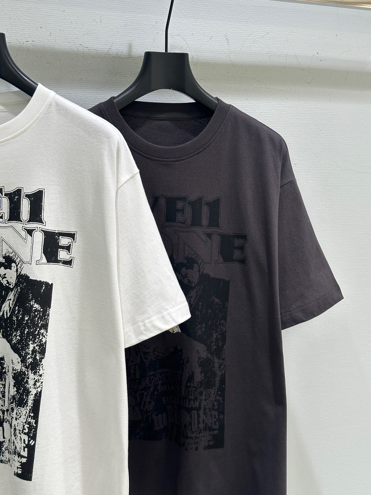 New Single-Rate Female Suit with Unique “WE11 DON*” Letter Mark - 图片 2