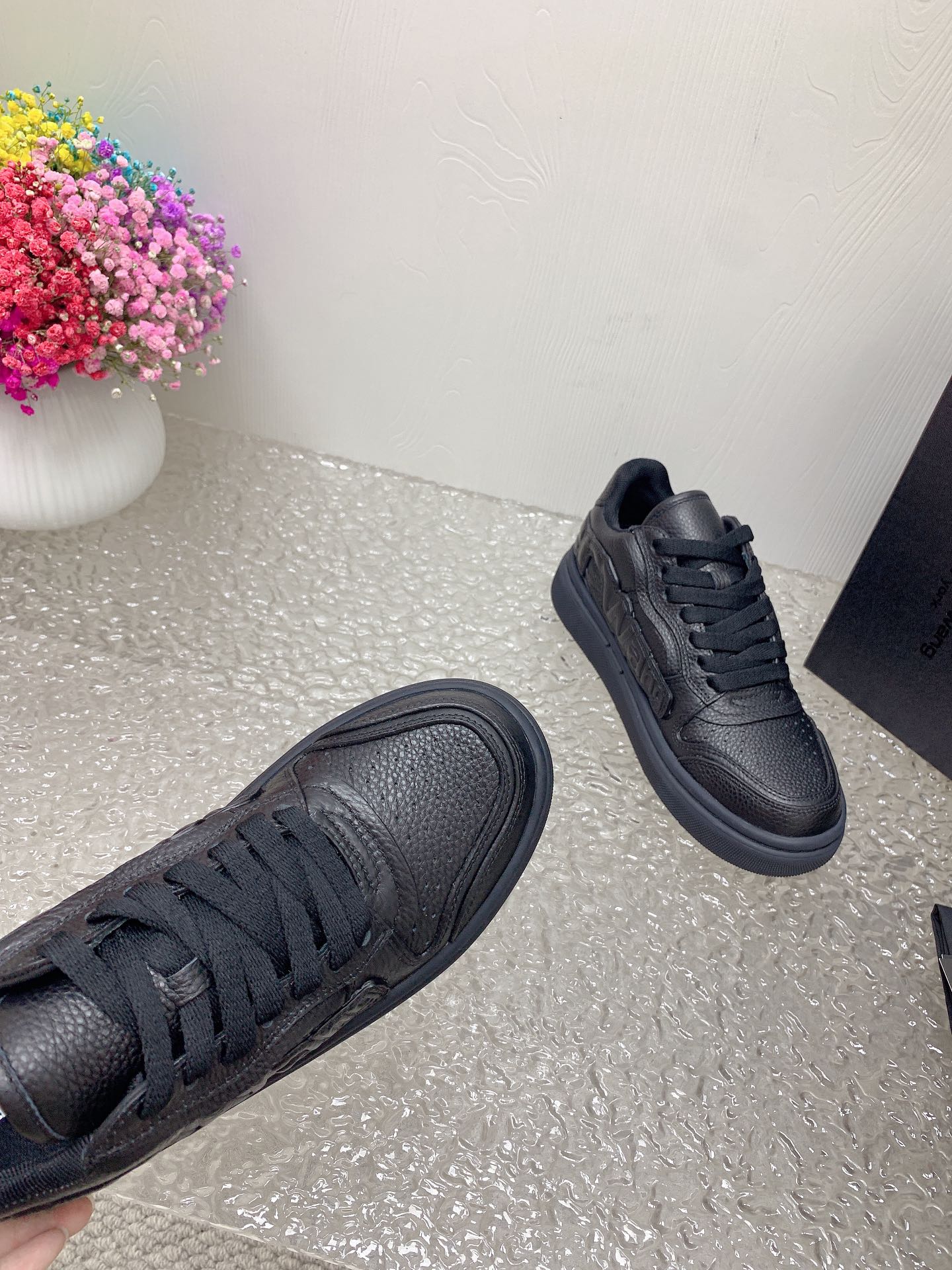 Alexander Wang Sneakers: Comfy and Stylish Unisex Footwear in Creamed Tweeds - 图片 7