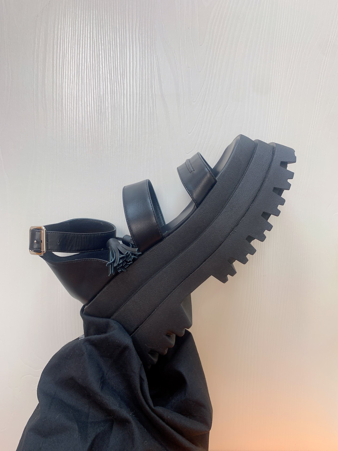 NAKEED WOLFE Luxury Shoes: Metallic Wolf Head Design, Unique Features, Premium Quality - 图片 7
