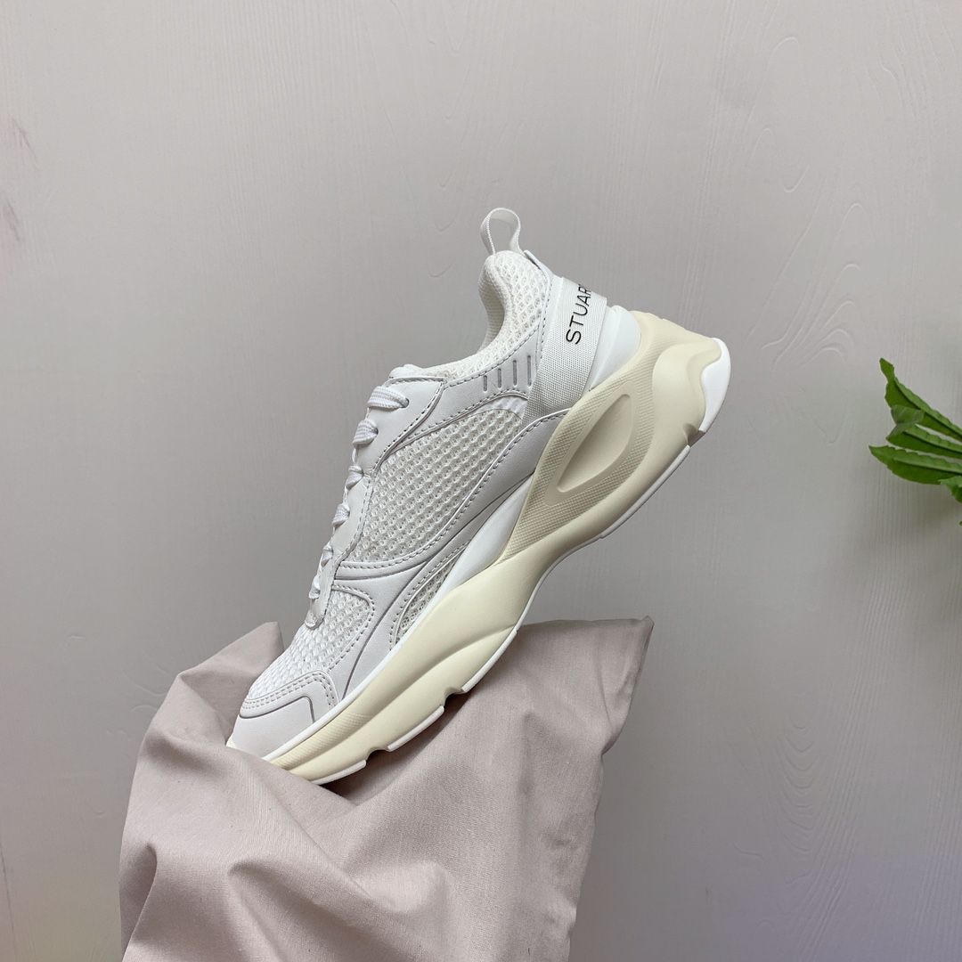 Stuart Weitzman Steinman: New P759 High-Quality Sneakers for Urban Style. - 图片 9