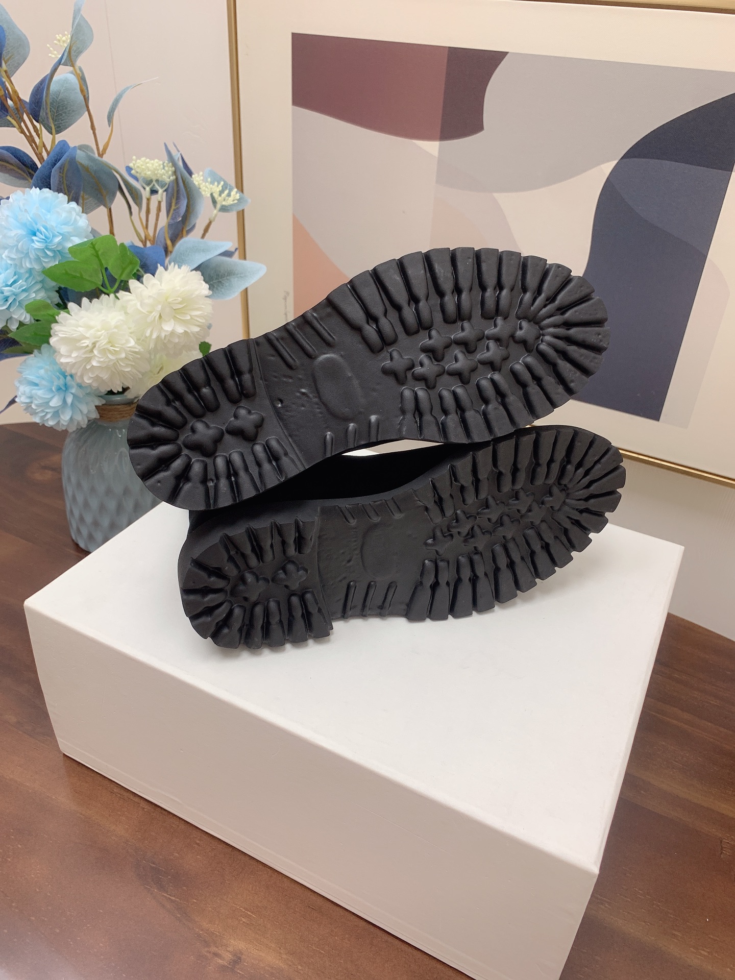 “Autumn 2024 Retrograde Western Cowboy Boots: Supercool Stylishness Upgrade in Genuine Cowhide” - 图片 9