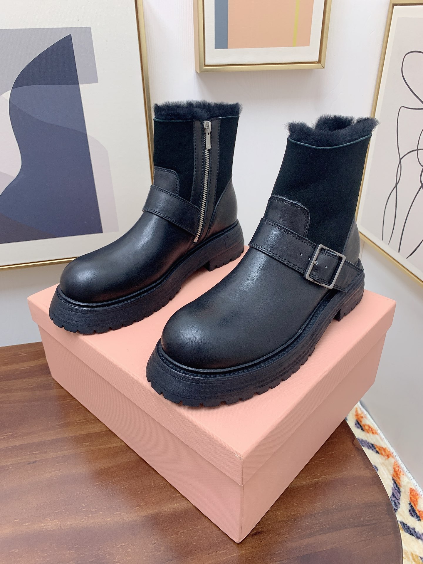 AGL Autumn/Winter Collection: Luxurious Leather Boots with Youthful Energy - 图片 6