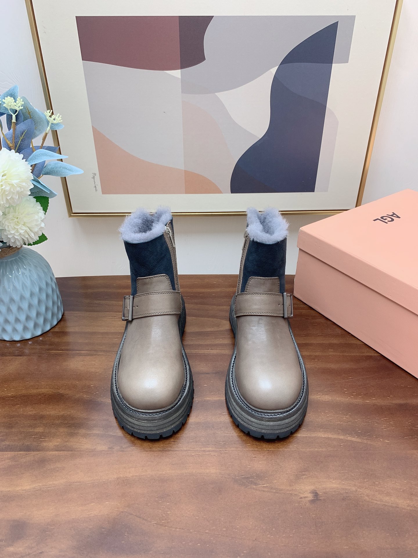 AGL Autumn/Winter Collection: Luxurious Naked Boots with Imported Leather and Wool Lining - 图片 5