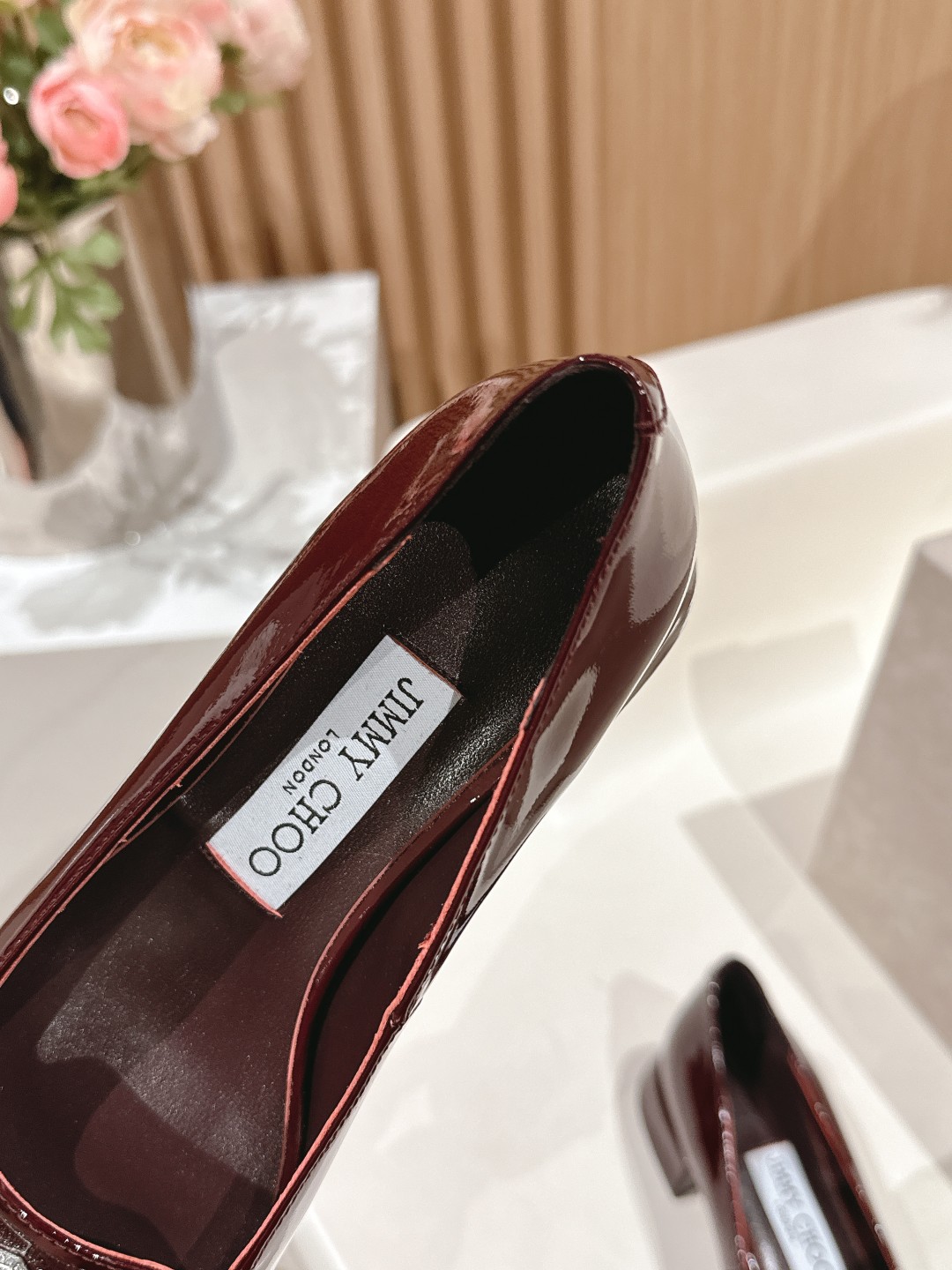 Jimmy Choo Classic Luxury Leather Shoe Loafer Ref 8