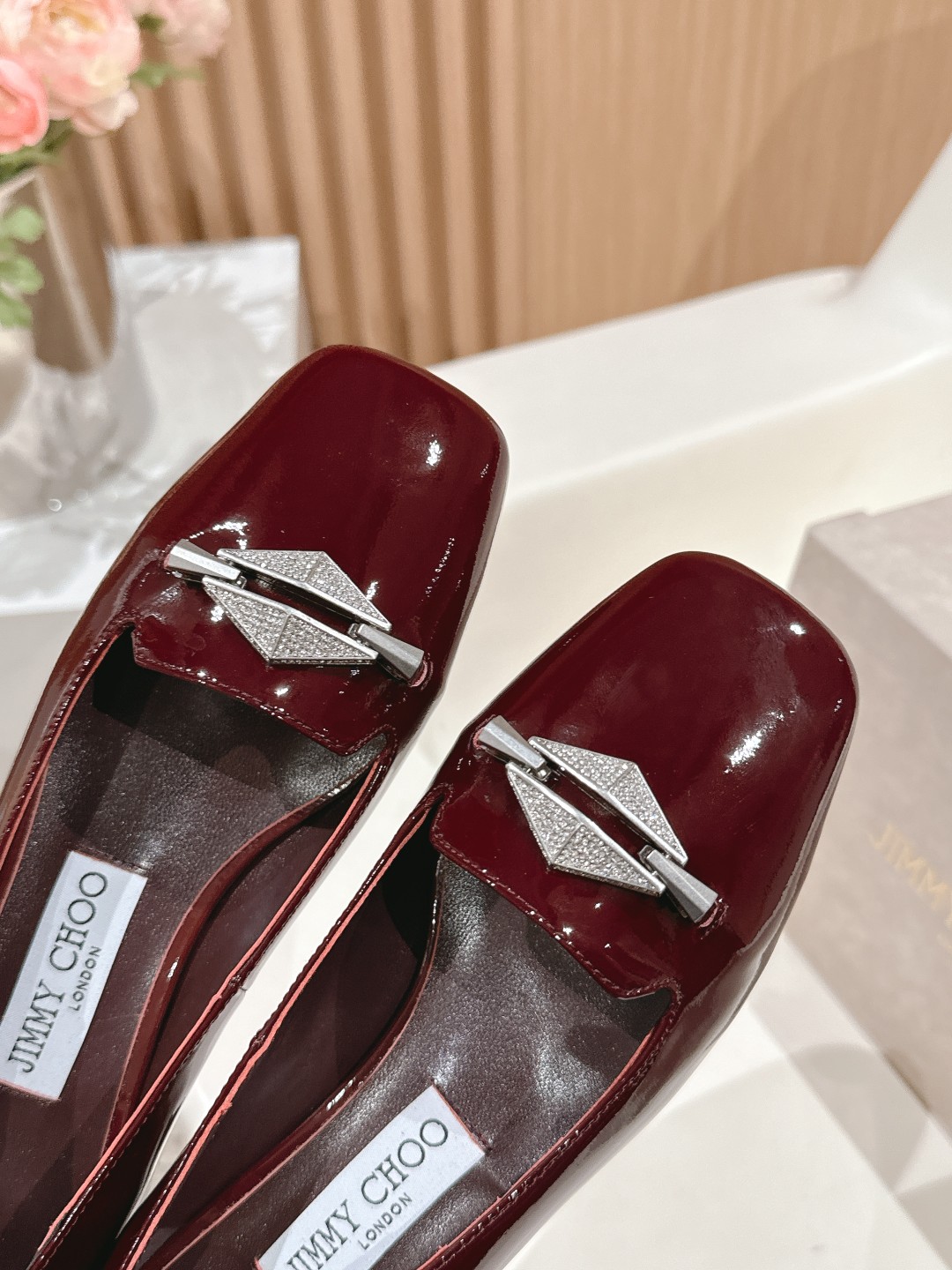 Jimmy Choo Classic Luxury Leather Shoe Loafer Ref 6