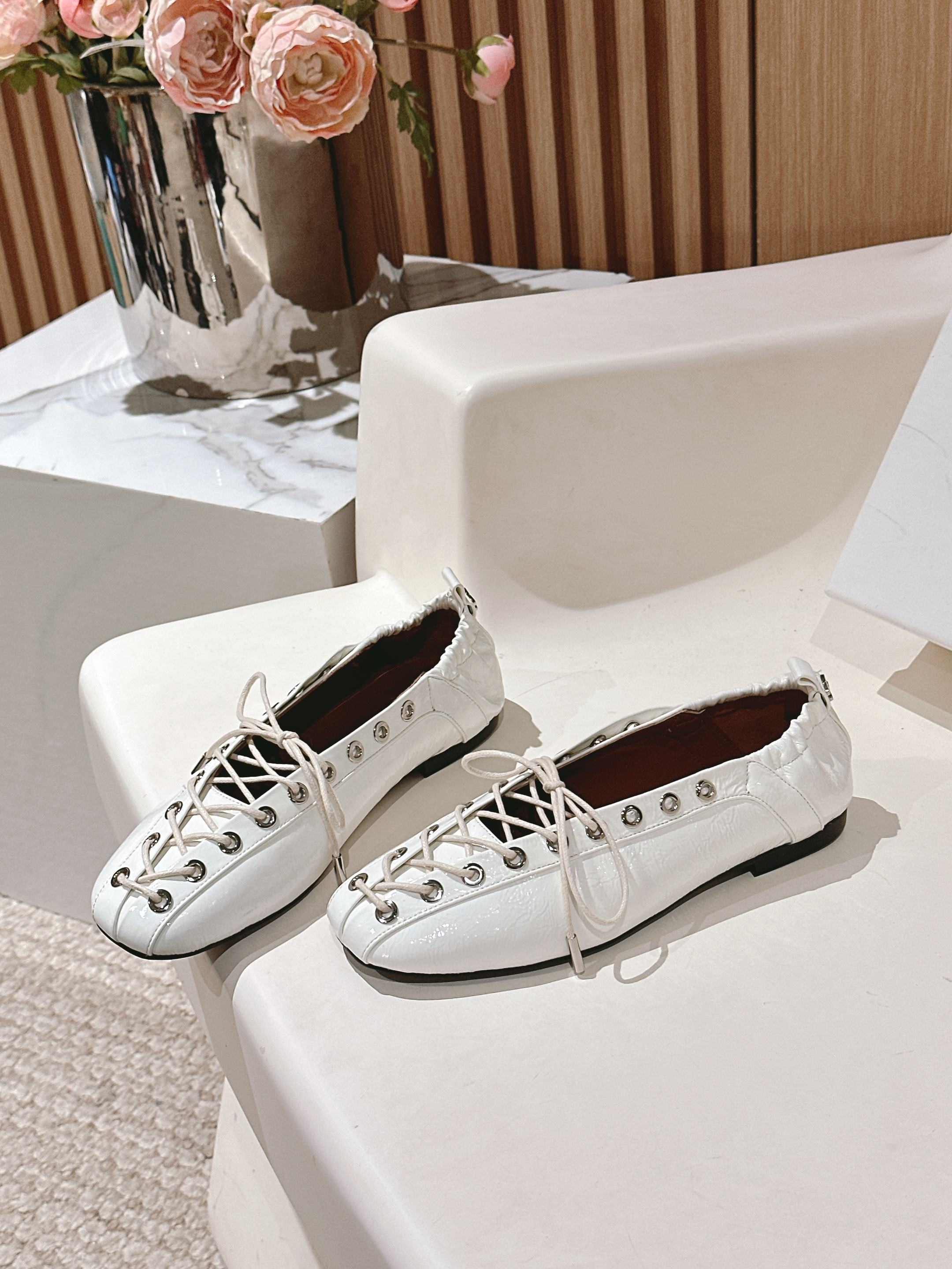 Versatile GANNI 25s: Comfortable, Stylish Shoes for Every Season - 图片 4