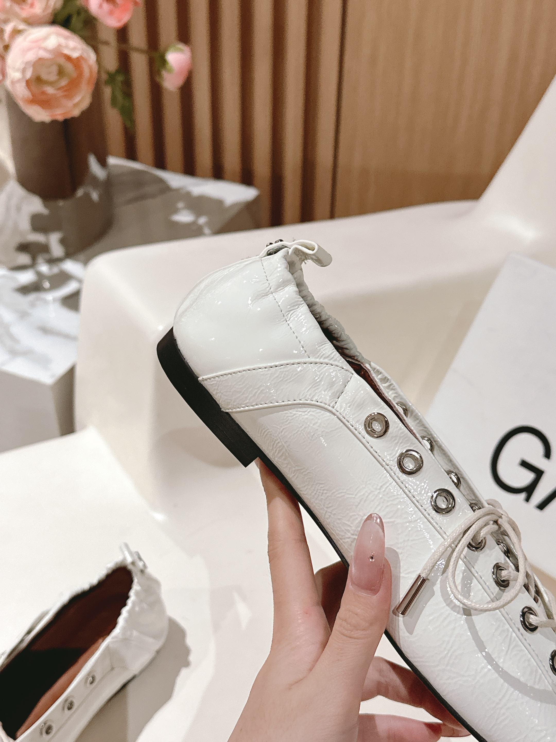 Versatile GANNI 25s: Comfortable, Stylish Shoes for Every Season - 图片 7