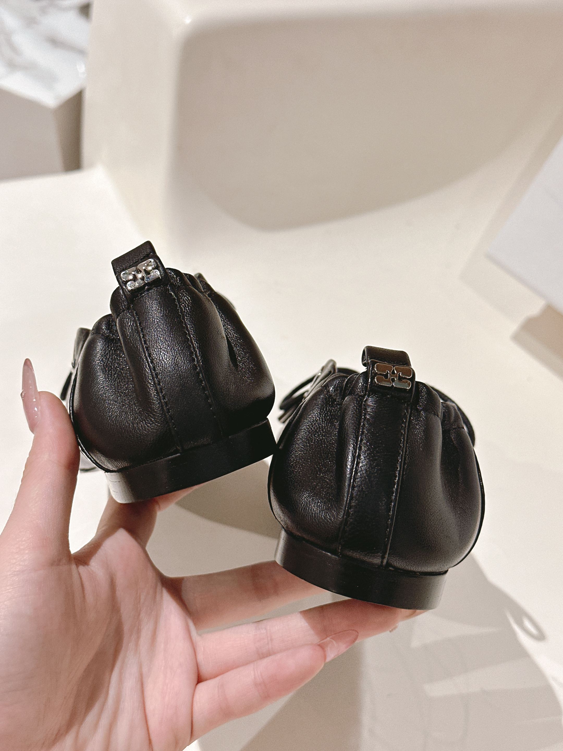 GANNI 25s Single Shoes: Comfortable and Stylish All-Season Footwear - 图片 7