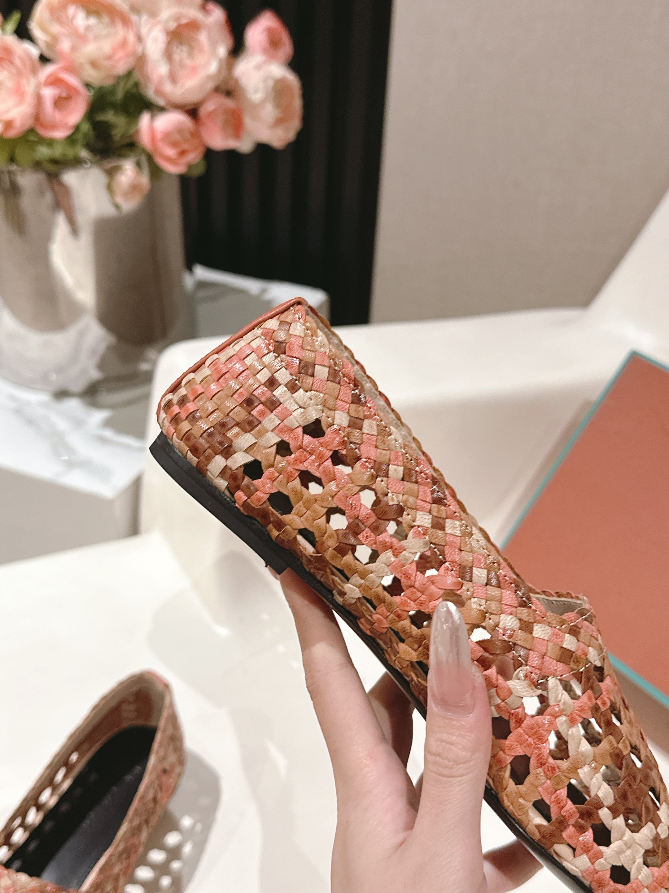 Loro Piana’s Hand-Made Ballet Shoes for Spring and Summer Collection - 图片 8