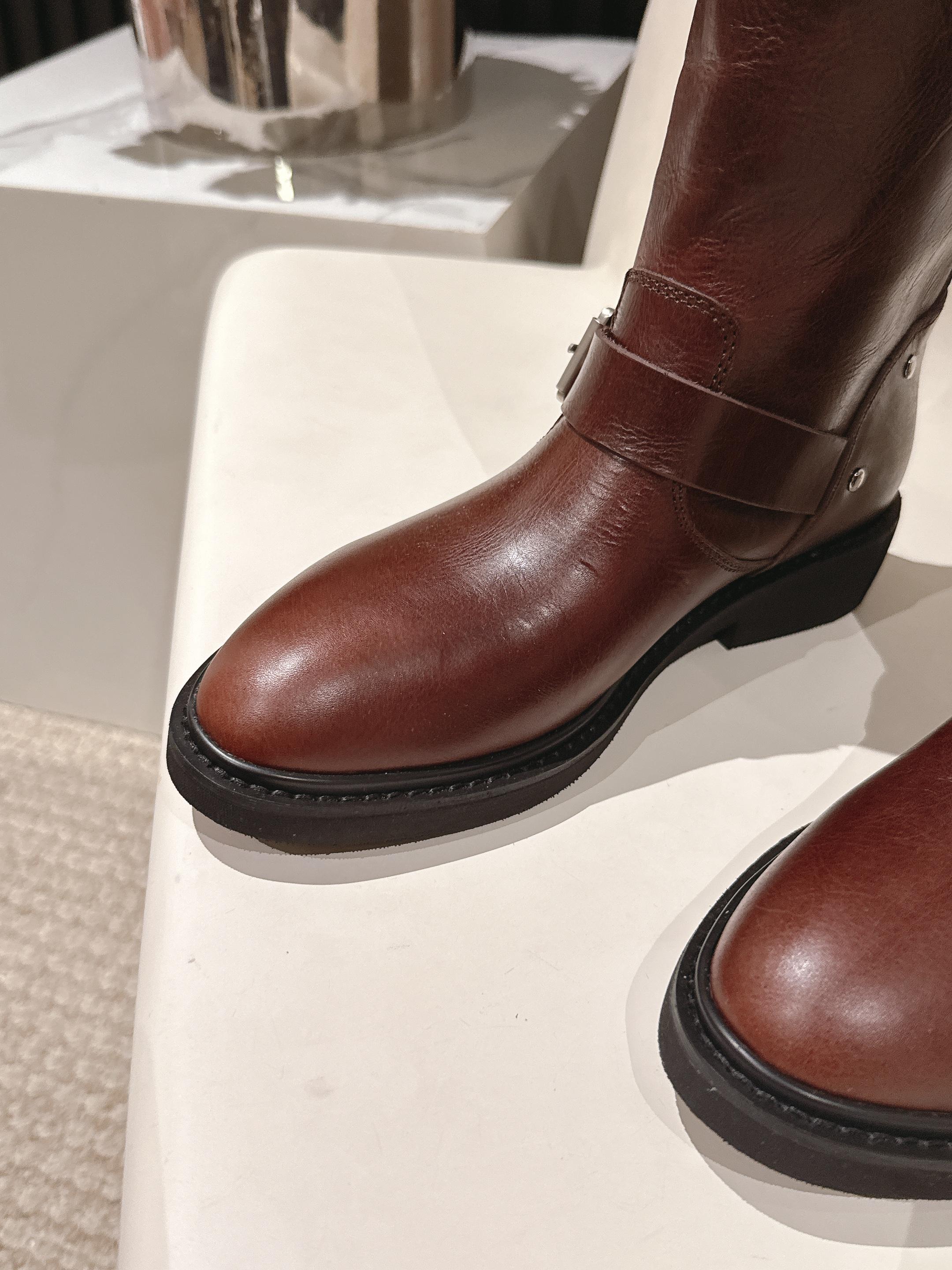 Golden GOOSE 2025 New Western Cowboy Knight Boots: Stylish Cowskin Boots in Sizes 35-39. - 图片 4