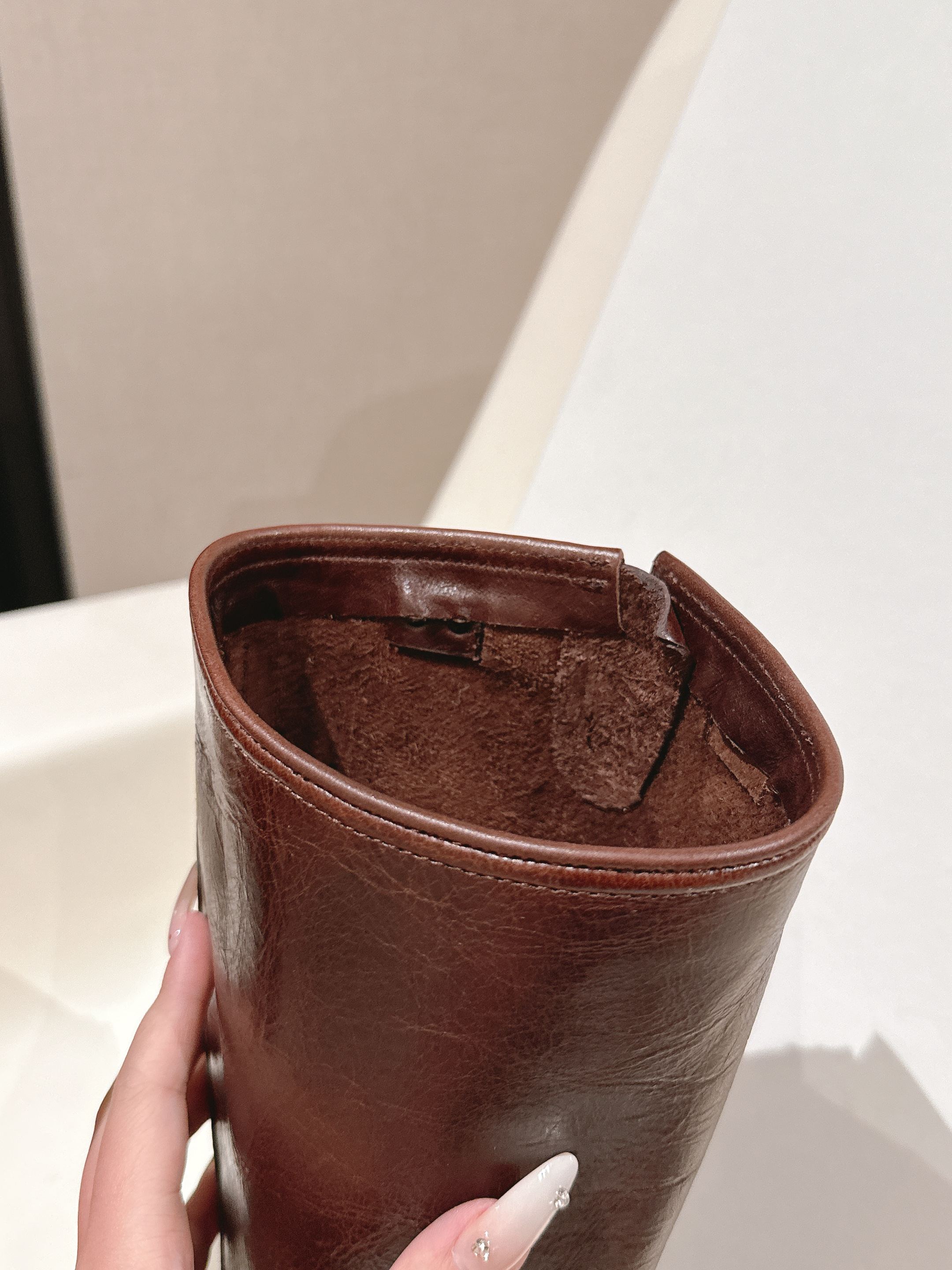 Golden GOOSE 2025 New Western Cowboy Knight Boots: Stylish Cowskin Boots in Sizes 35-39. - 图片 7