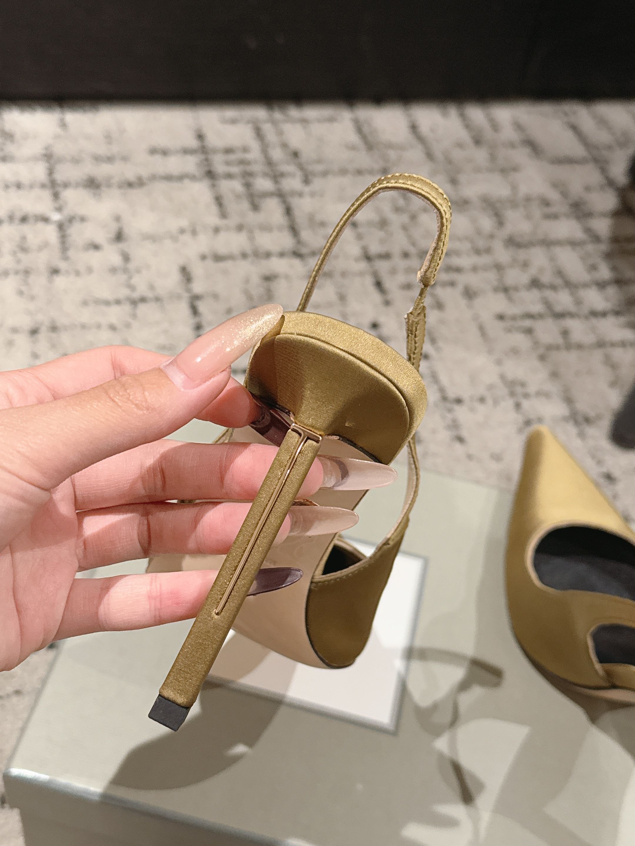 Tom Ford Gold Slingback Pumps