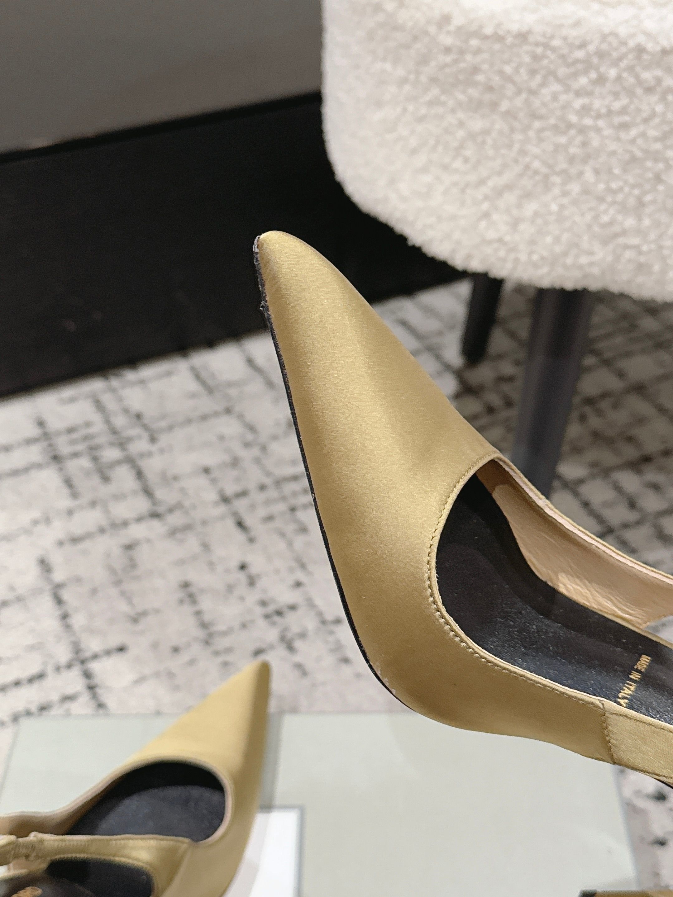 Tom Ford Gold Slingback Pumps