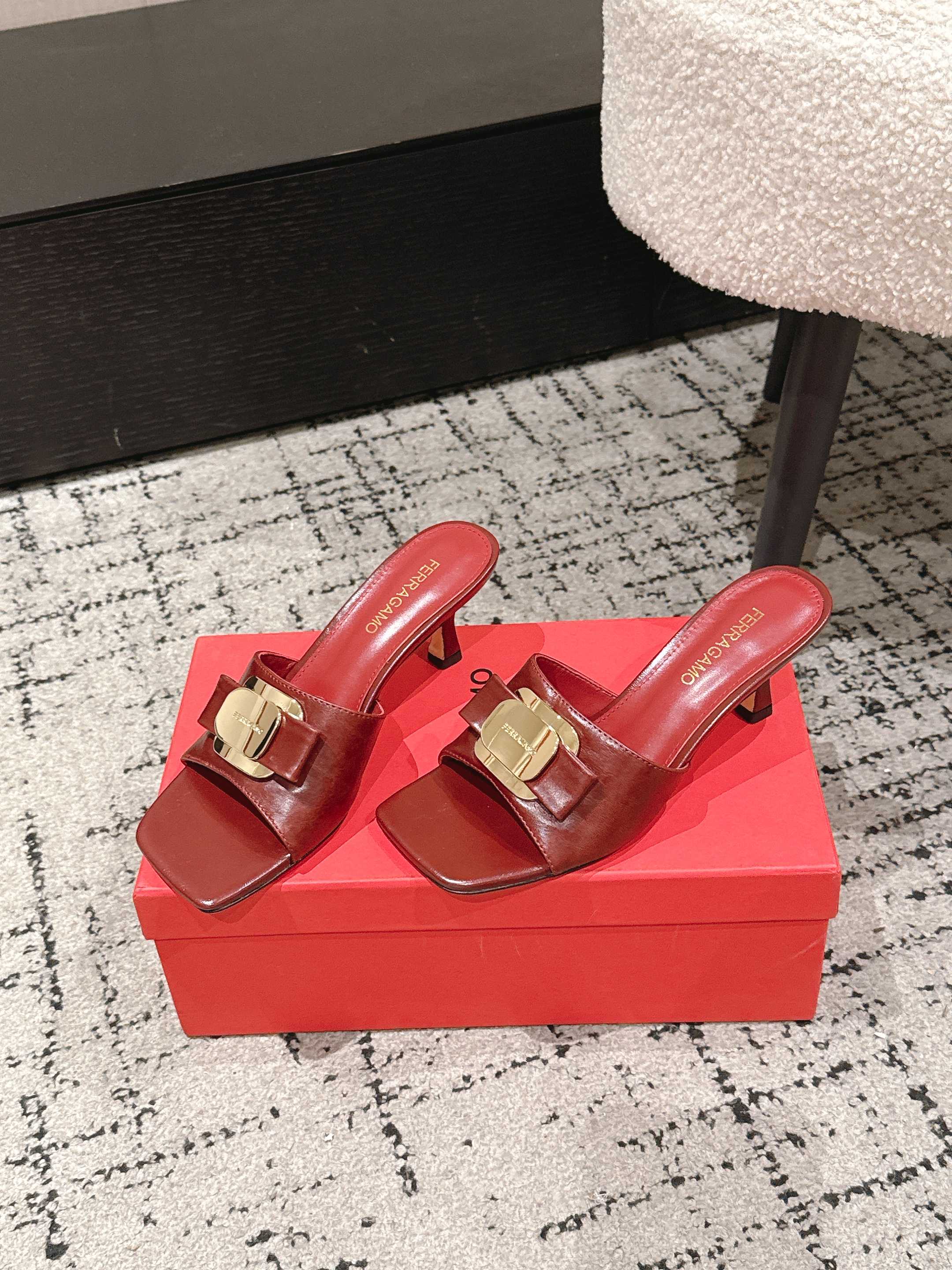 Ferragamo Slides