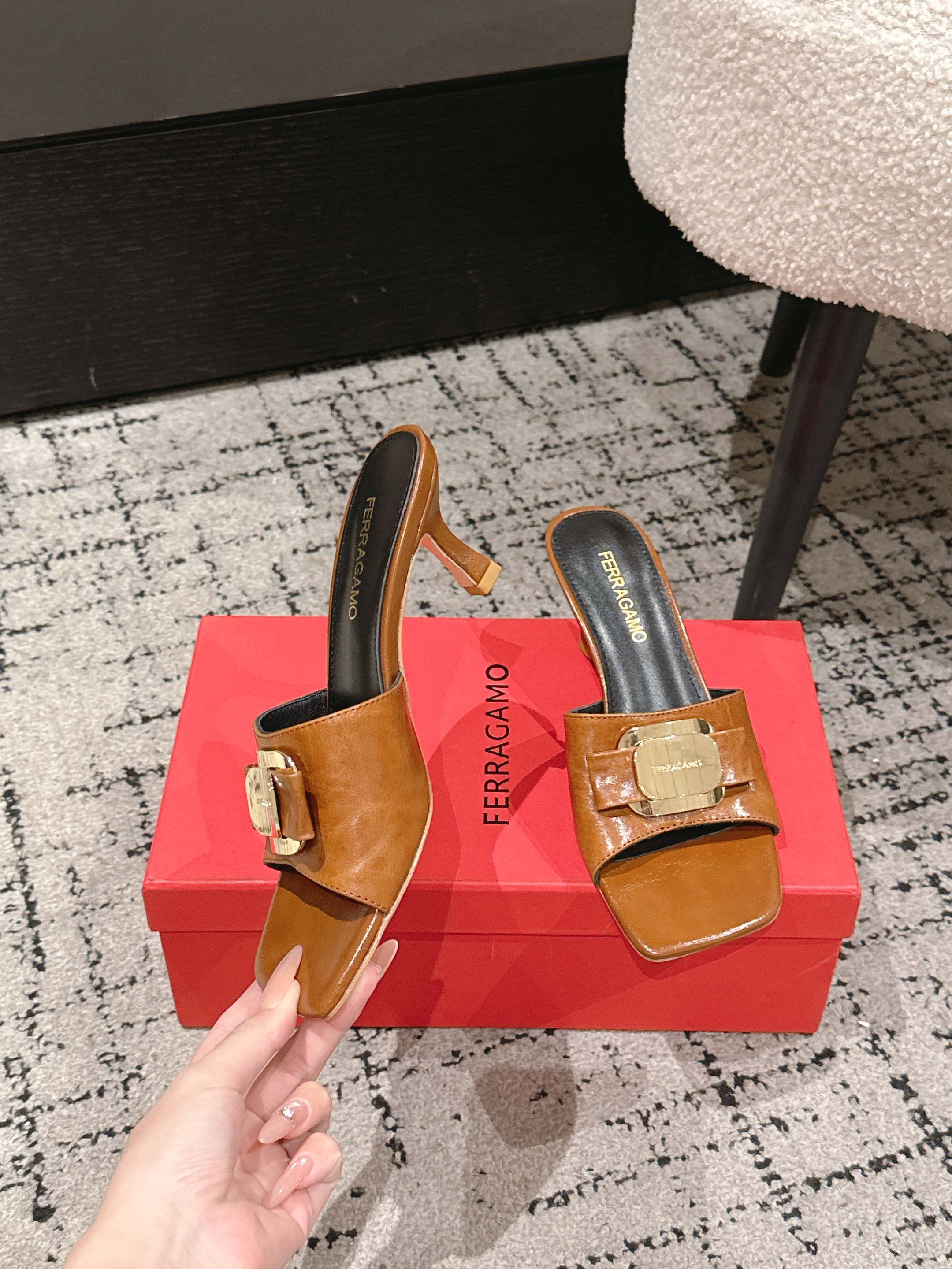Ferragamo Slides
