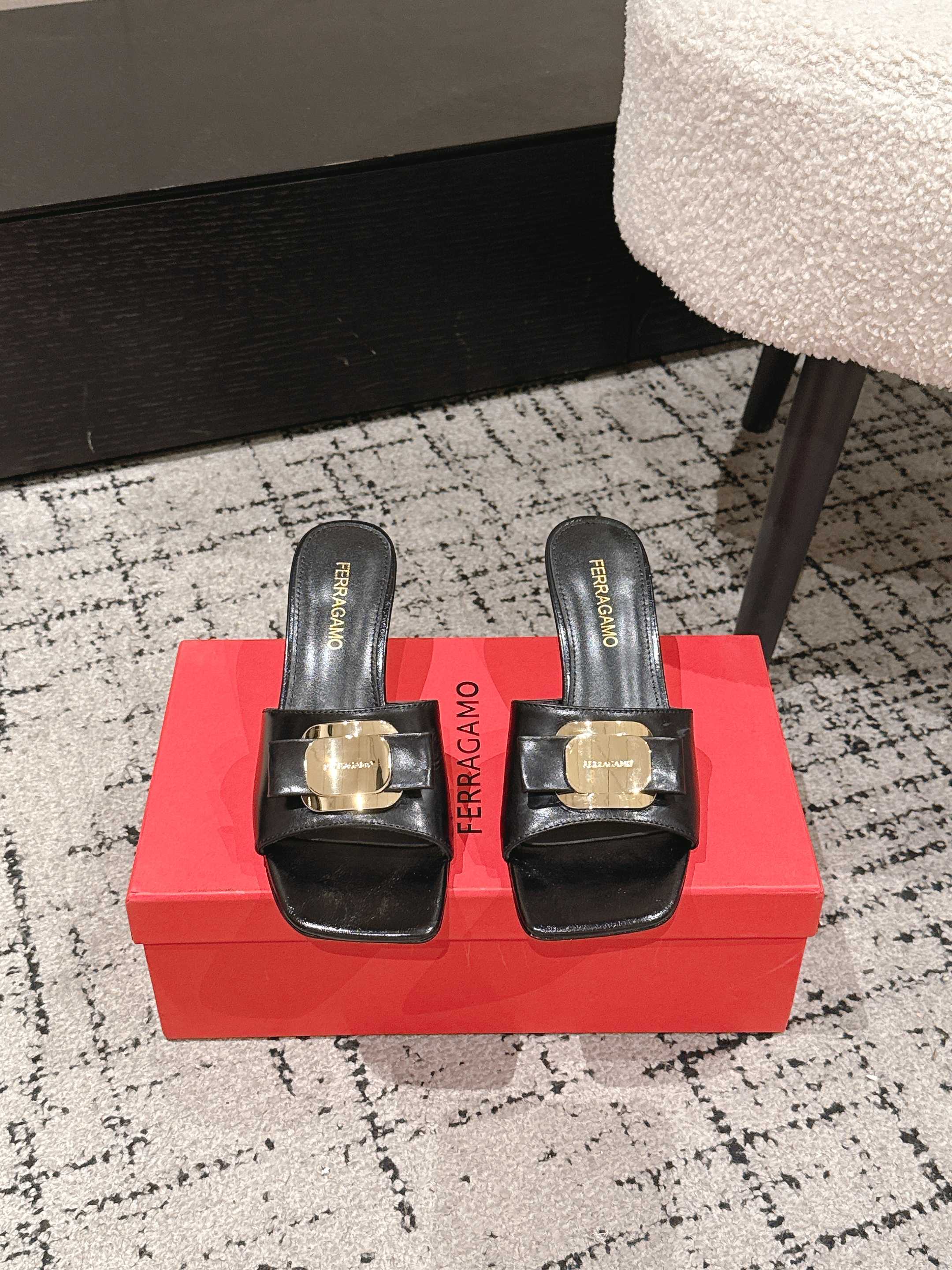 Ferragamo Slides