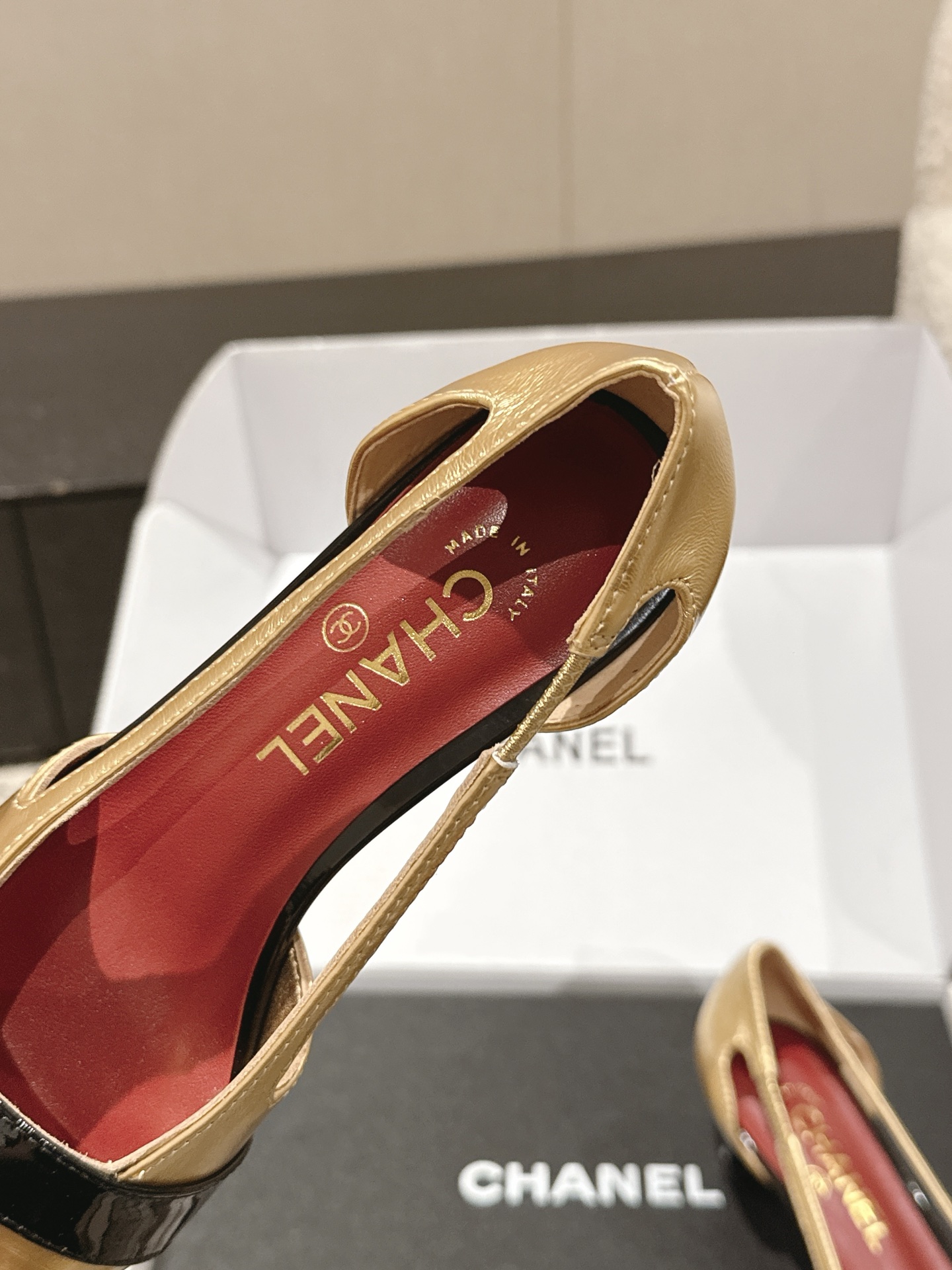 Designer Women Shoes