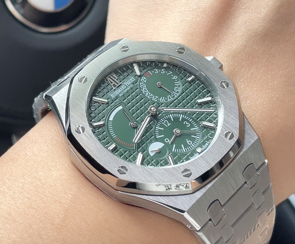 Audemars Piguet Royal Oak Selfwinding Flying Tourbillon Chronograph stainless steel case and bracelet, green dial 41mm Men's Automatic