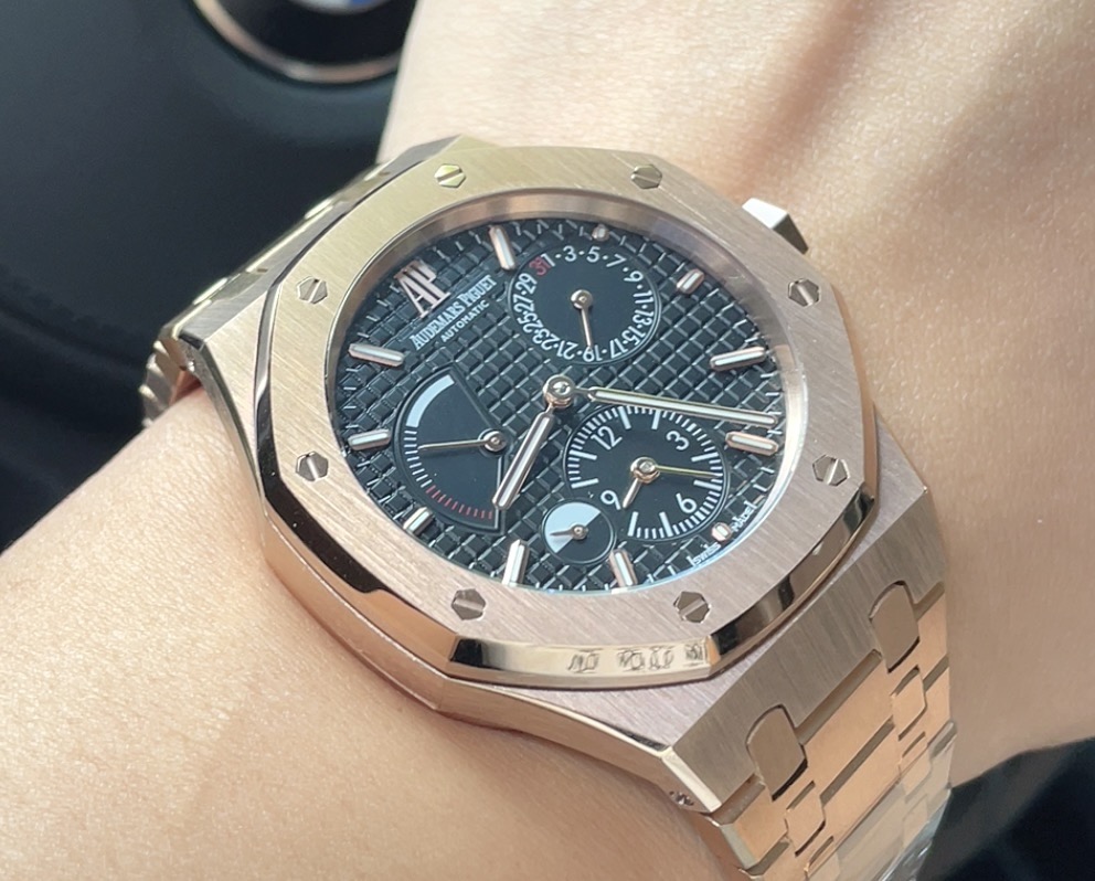 Audemars Piguet Royal Oak Dual Time rose gold case and bracelet, green dial 41mm Men's Automatic