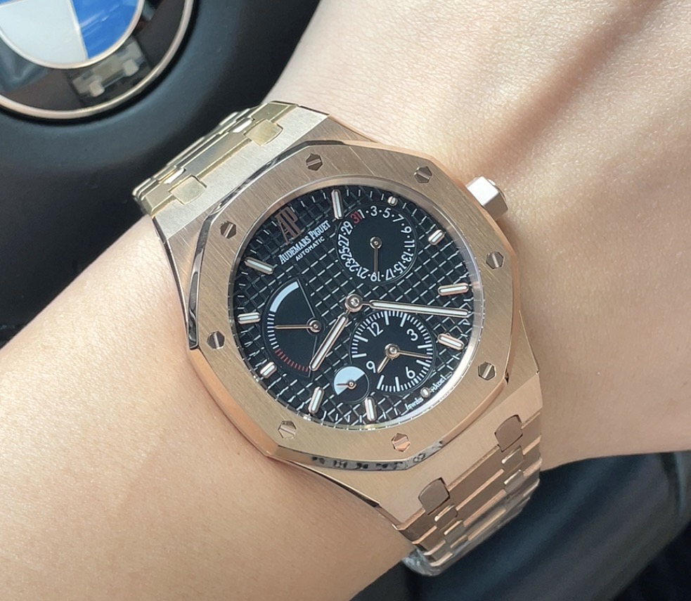 Audemars Piguet Royal Oak Dual Time rose gold case and bracelet, green dial 41mm Men's Automatic