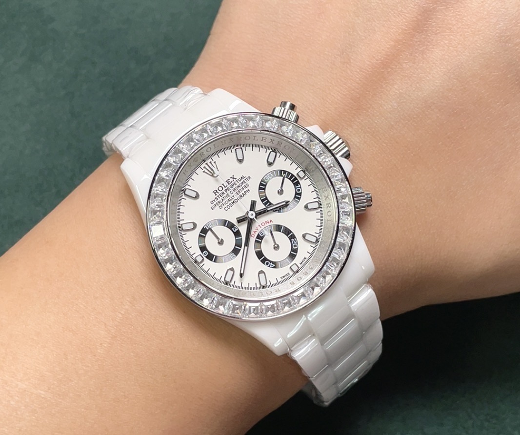 Rolex Daytona silver case, yellow gem-set bezel, yellow dial, white strap 43mm Unisex Automatic