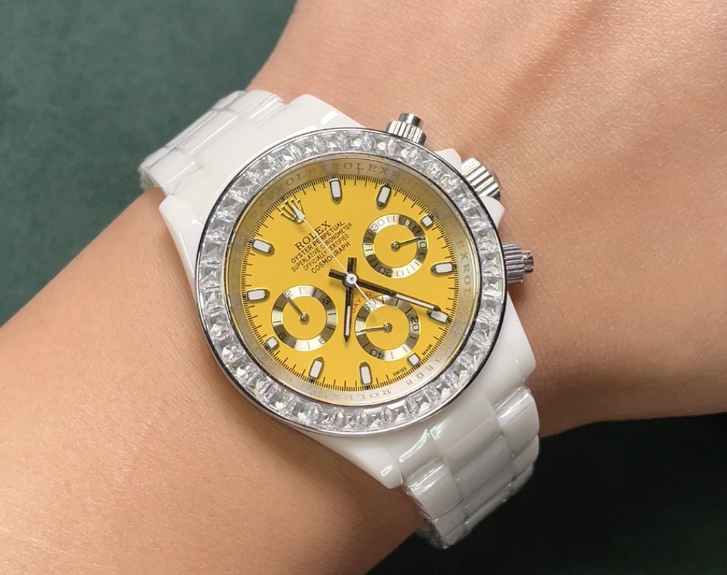 Rolex Daytona white ceramic case and bracelet, diamond bezel, white dial 40mm Men's Automatic