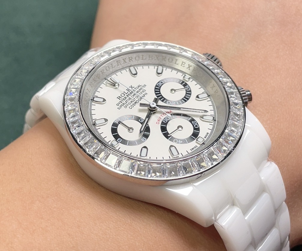 Rolex Daytona white ceramic case and bracelet, diamond bezel, white dial 40mm Men's Automatic