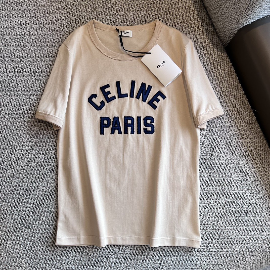 Celin*24春夏新款藏青贴布刺绣字母奶油色短袖T恤YB1:1定制绝对的高版本100%还原度！超柔软的