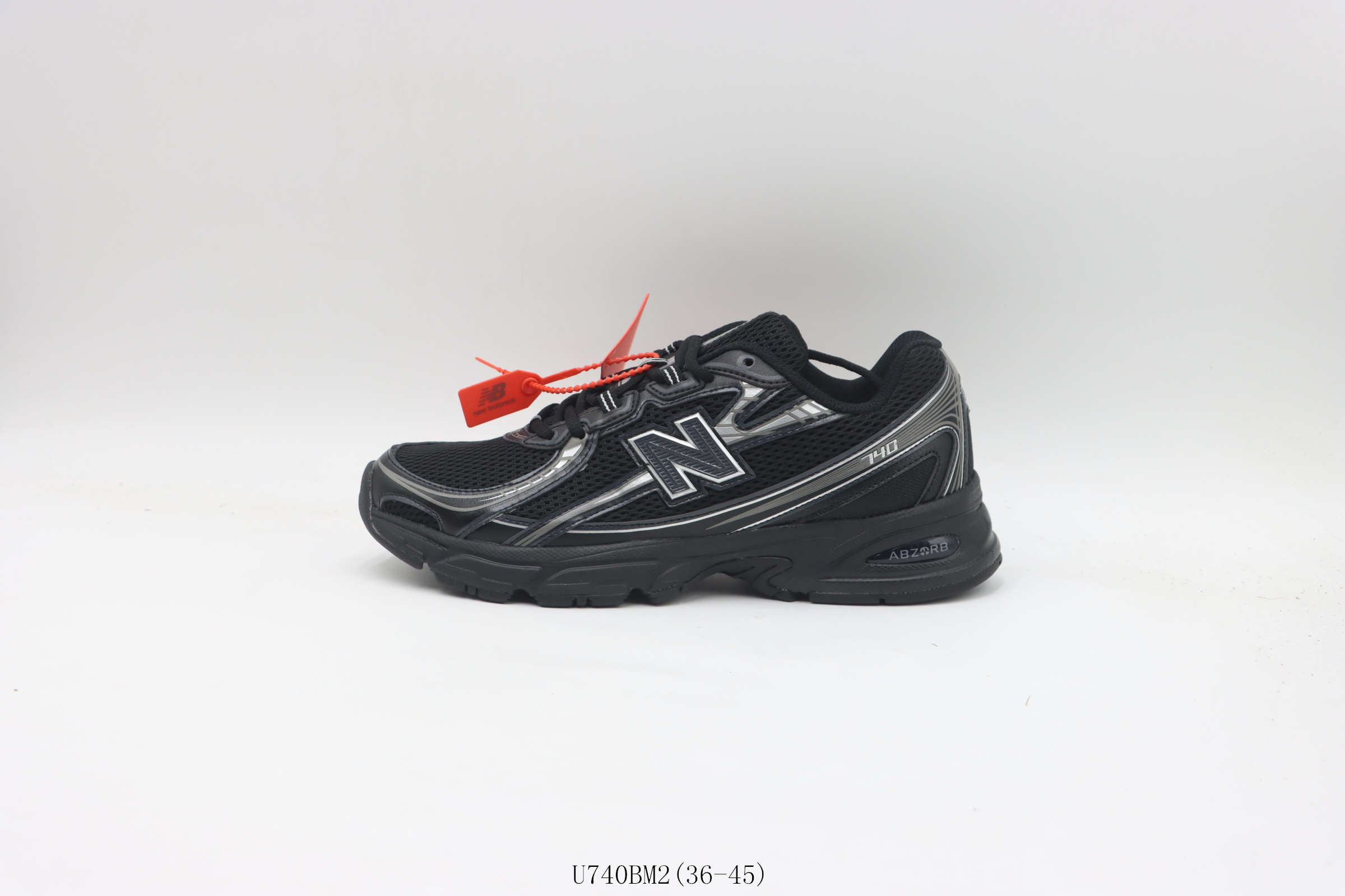 【公司级 新百伦跑步鞋系列】新百伦/new balance 新百伦740跑鞋 黑银 货号:U740BM2 ❗️❗️❗️ NB新百伦New Balance 740 系列复古老爹风休闲运动慢跑鞋 在细节部分以银色的皮革作为辅助添加,流线感很强.很多朋友会注意到一些设计和New Balace 1906比较像