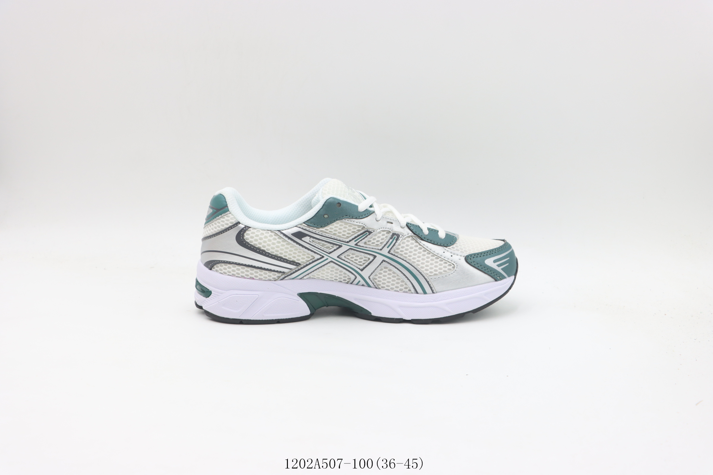 💰140
【真标     亚瑟士】亚瑟士/ ASICS 亚瑟士跑鞋          白绿
型号：1201A507-100尺码：36  37 37.5 38 39 39.5 40 40.5 41 42 42.5 43 44 45
❗️❗️❗️
亚瑟士Asics GEL-1130跑步鞋运动鞋