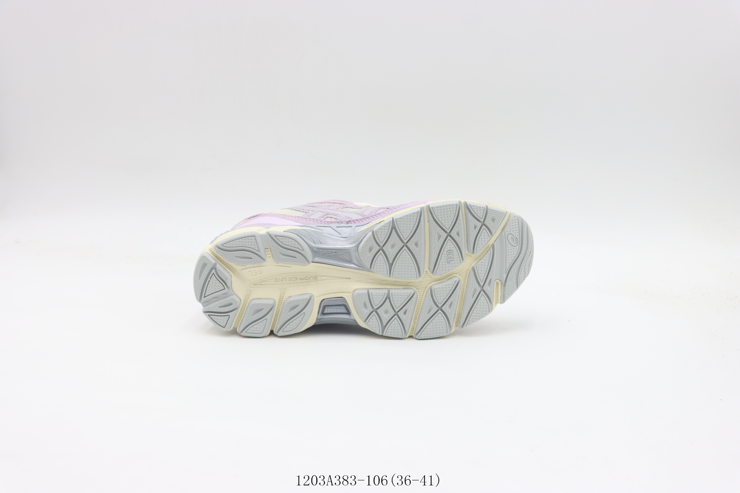 💰180
【公司级    亚瑟士】亚瑟士/ ASICS 亚瑟士跑鞋         粉紫
型号：1203A383-106尺码：36  37 37.5 38 39 39.5 40 40.5 41 
❗️❗️❗️
亚瑟士Asics GEL-1130跑步鞋运动鞋