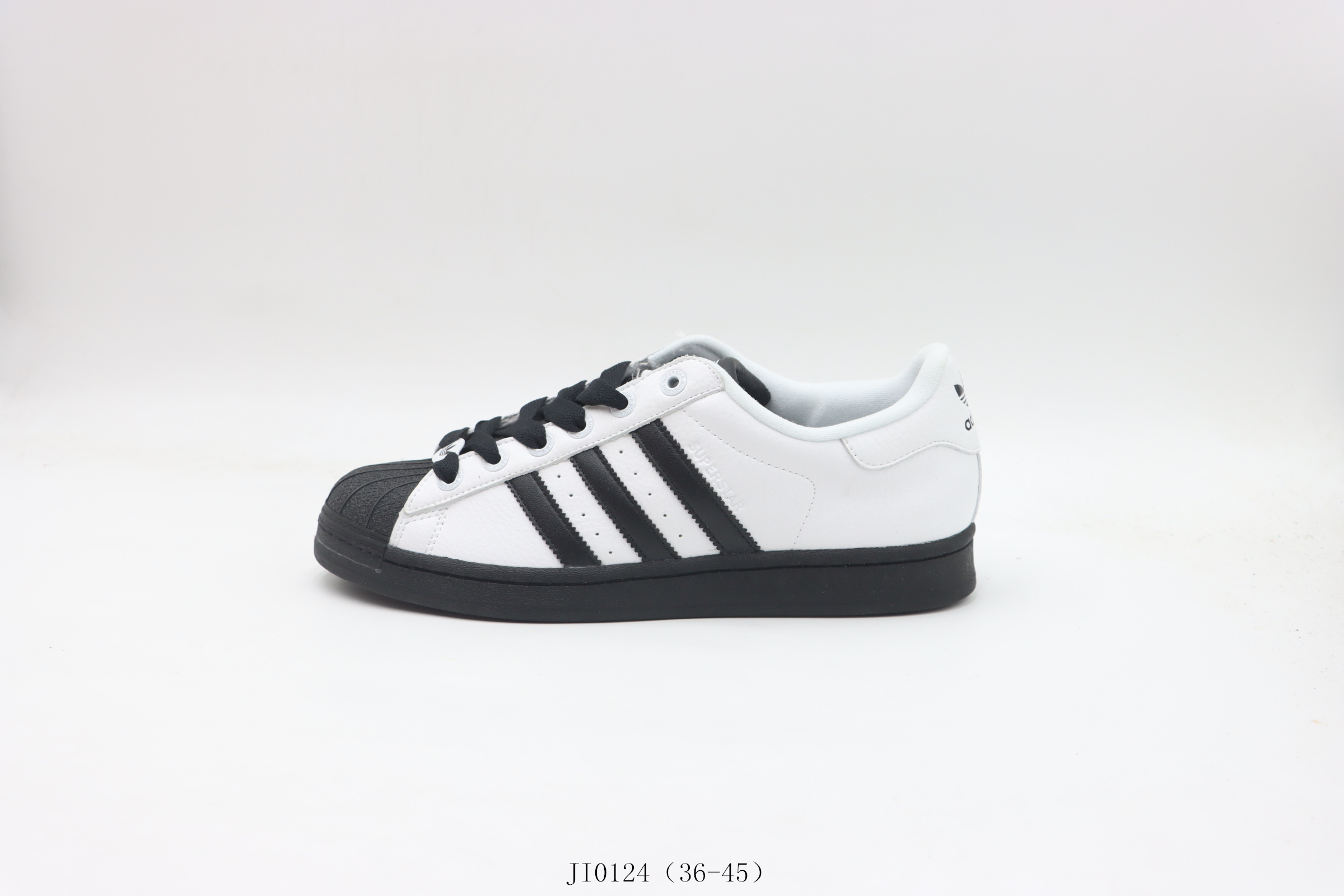 💰100
【真标 贝壳头系列】阿迪达斯/Adidas 阿迪三叶草贝壳头板鞋 白黑
货号:JI0124尺码:36 36.5 37 38 38.5 39 40 40.5 41 42 42.5 43 44 45
❗️❗️❗️
阿迪达斯Adidas SUPERSTAR II贝壳头系列低帮百搭休闲运动板鞋