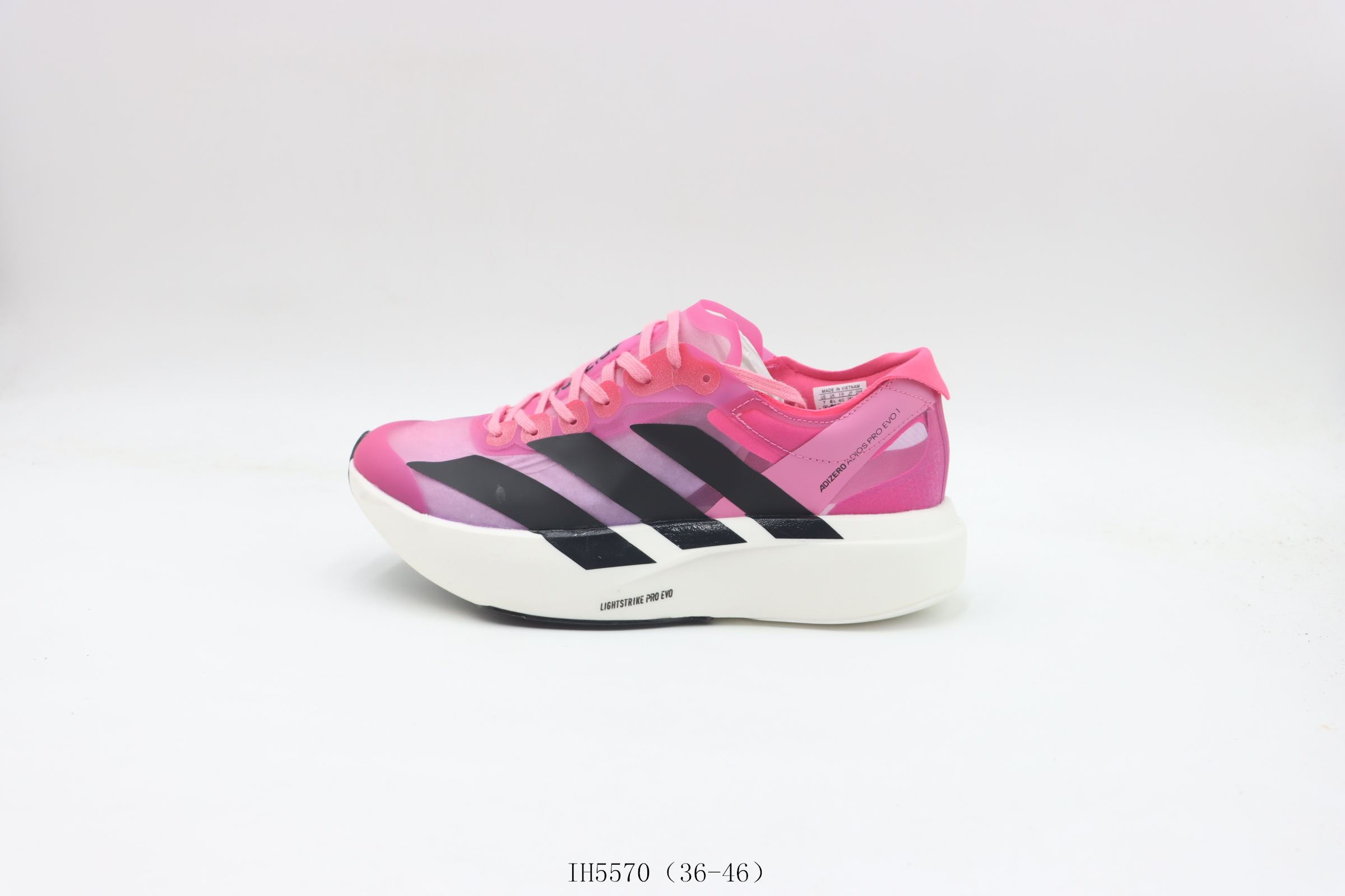 💰180
【公司级    阿迪跑鞋系列】阿迪达斯/Adidas  阿迪跑鞋       粉黑
货号：IH5570尺码：  36 36.5 37 38 38.5 39  40 40.5 41 42 42.5 43 44 45 46
❗️❗️❗️
AdizeroAdios Pro Evo 1透气网眼竞速跑鞋